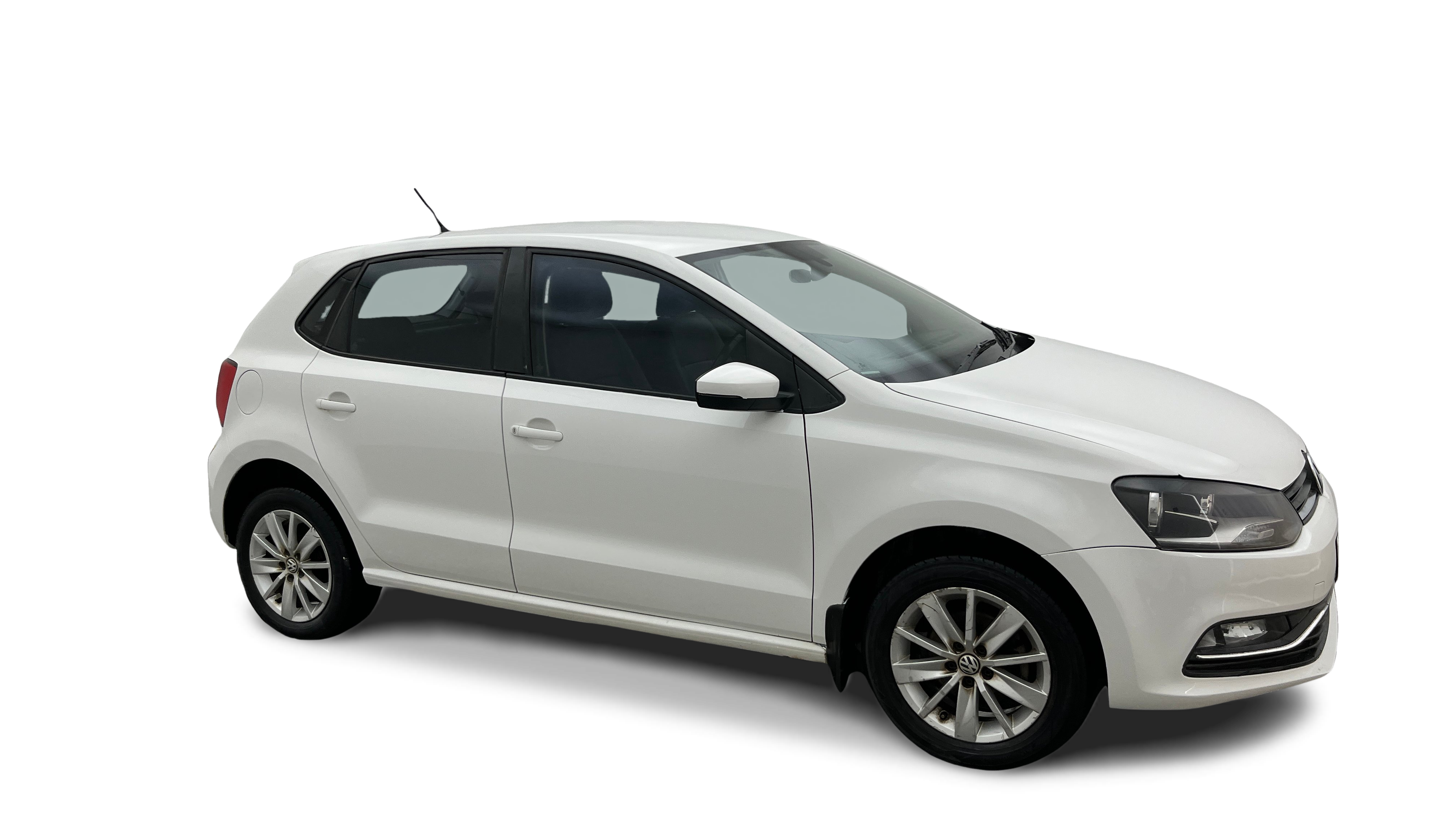 2016 Volkswagen Polo - Hatchback - Petrol - Manual - ₹4.00 lakh