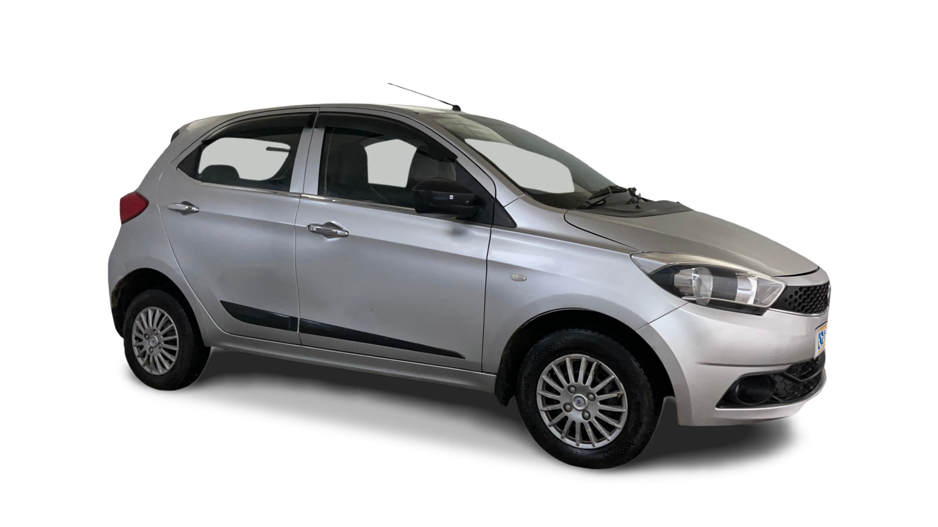 Tata Tiago-img