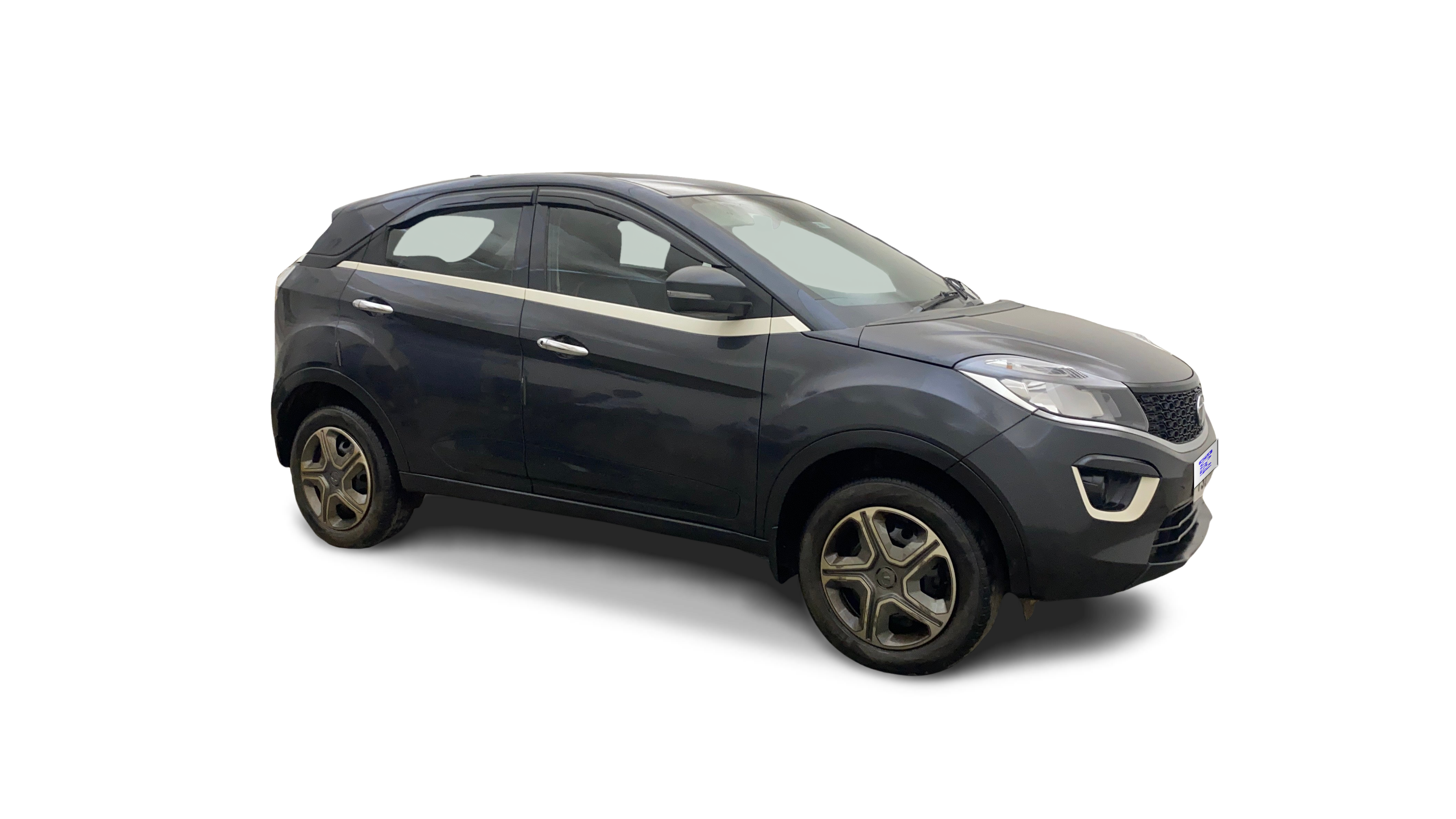 2018 Tata NEXON - SUV - Petrol - Manual - ₹4.75 lakh