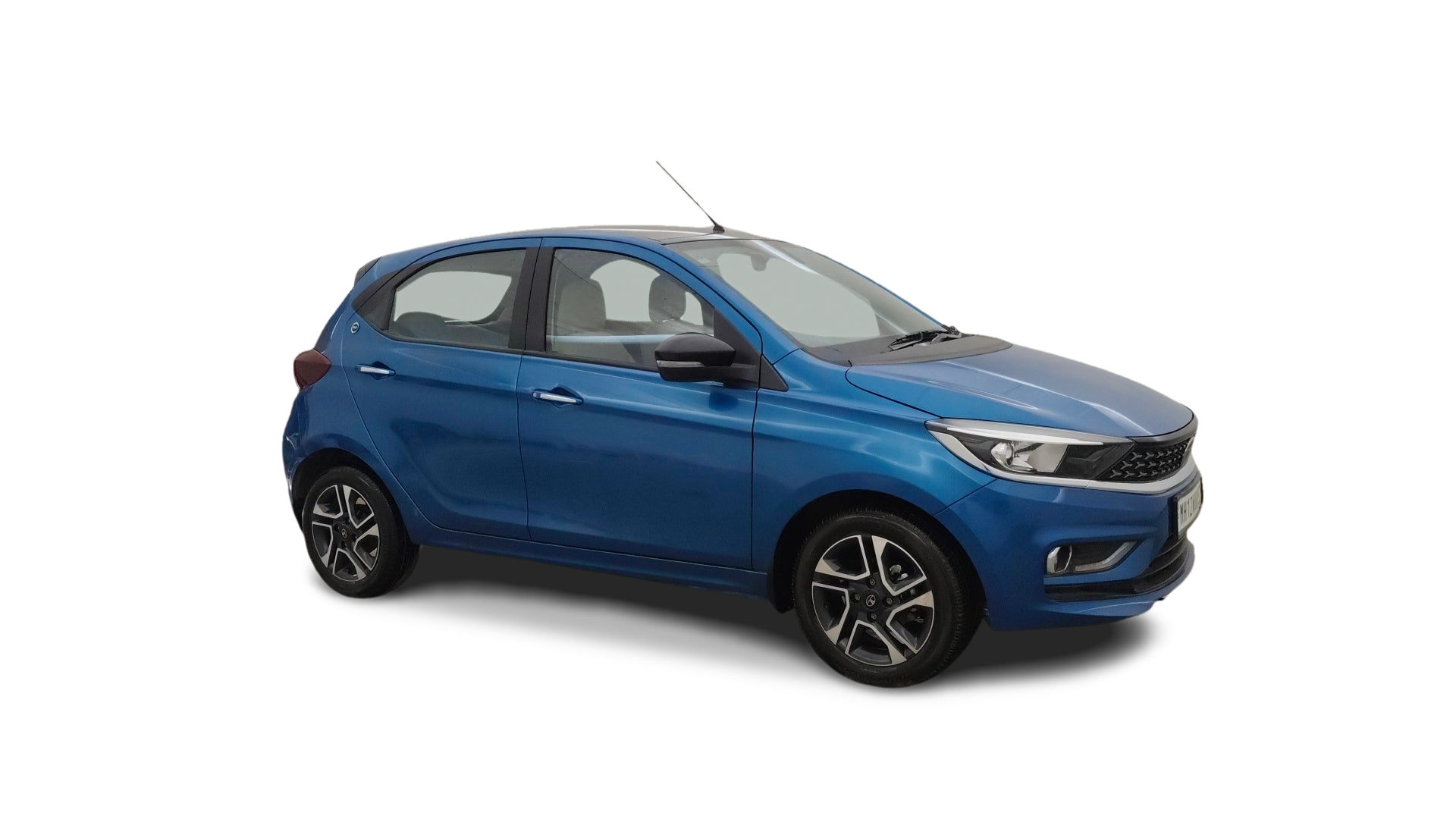 Tata Tiago-img