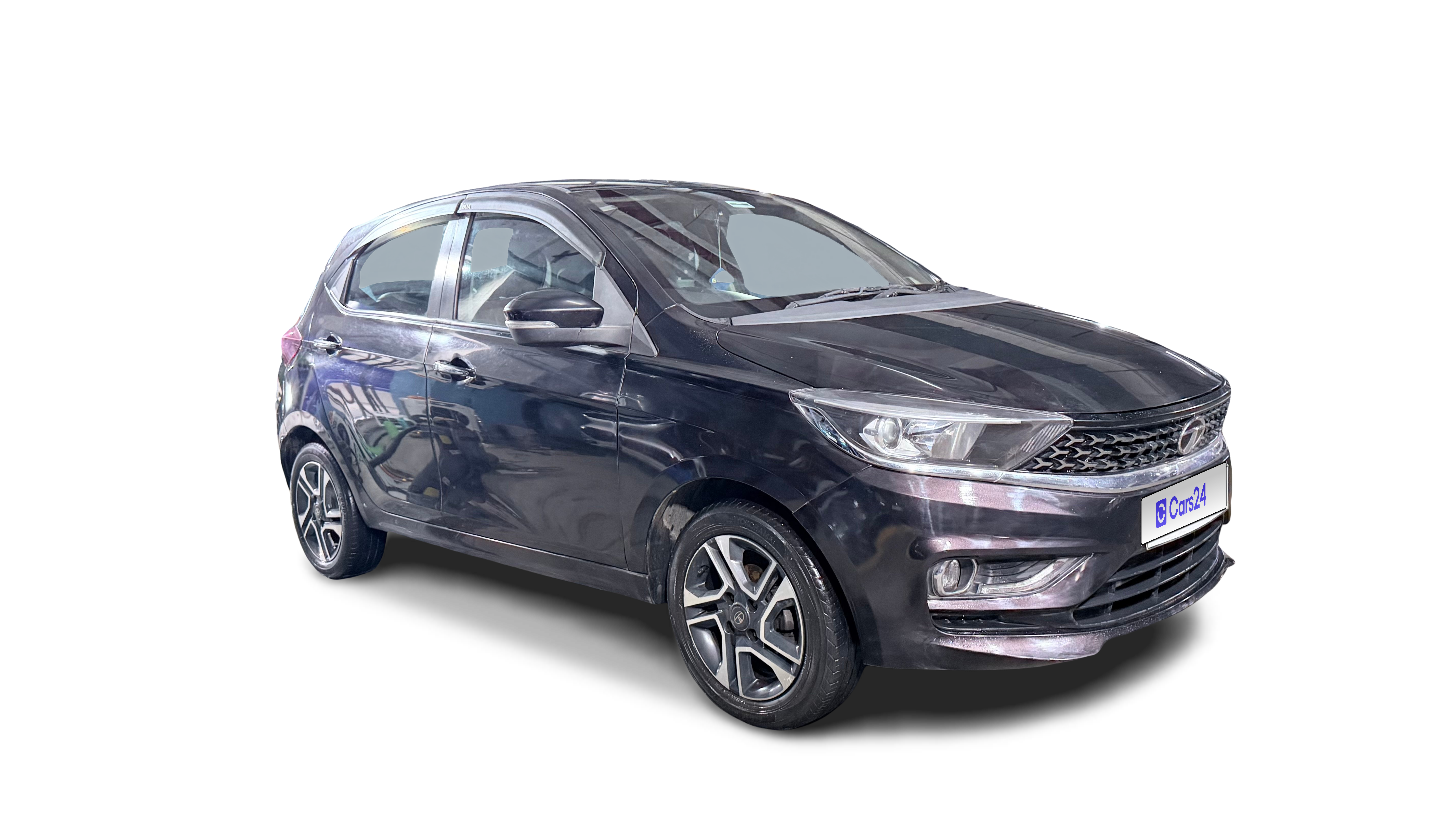 2022 Tata Tiago - Hatchback - Petrol - Manual - ₹4.95 lakh