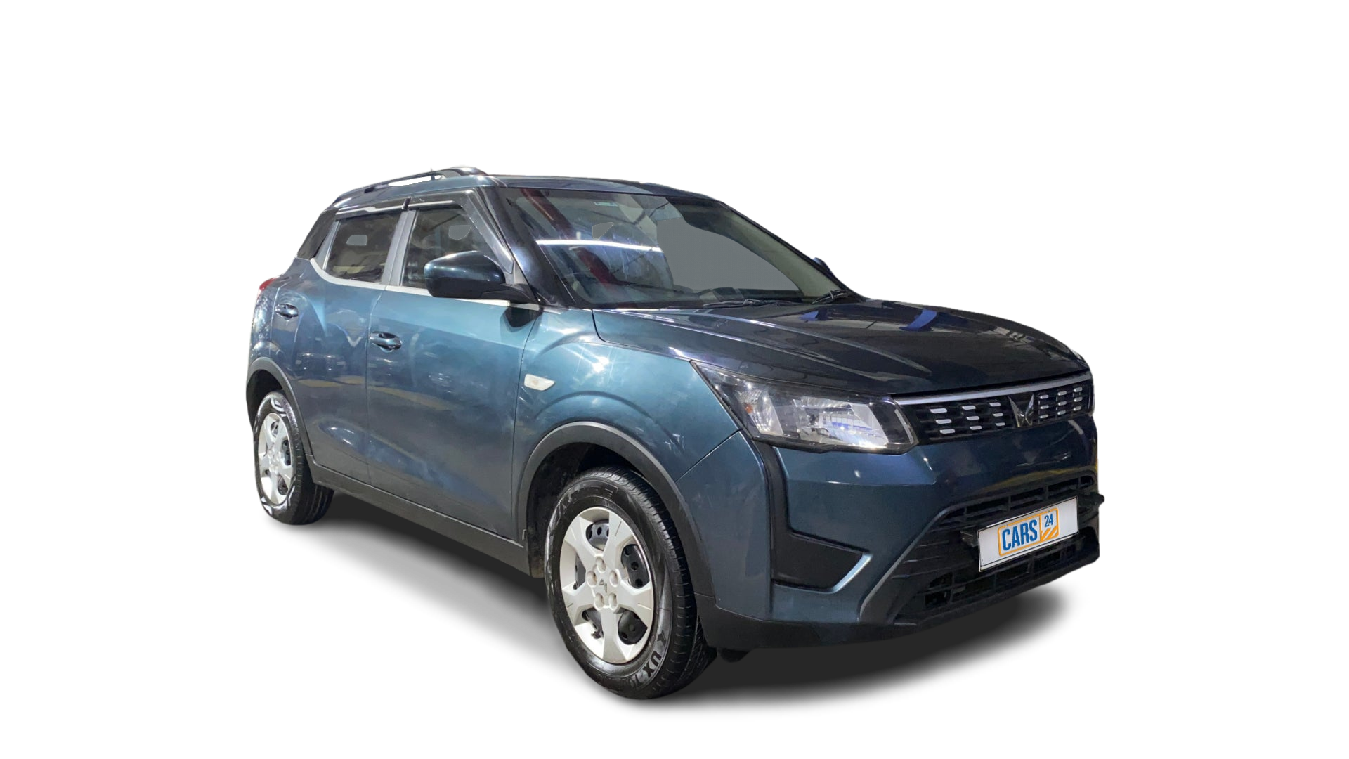 2022 Mahindra XUV300 - SUV - Diesel - Automatic - ₹7.25 lakh