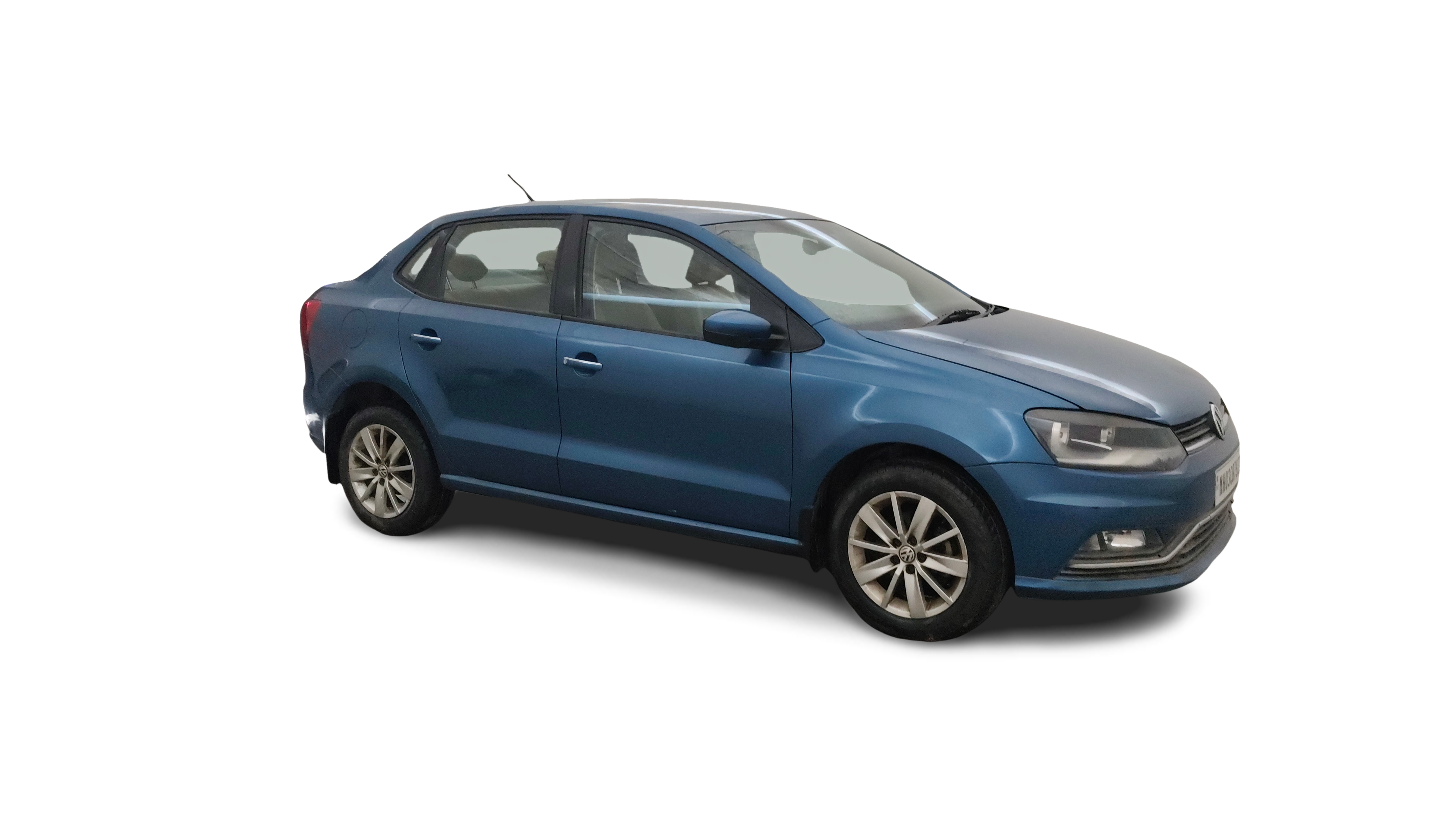 2016 Volkswagen Ameo - Sedan - Petrol - Manual - ₹3.84 lakh