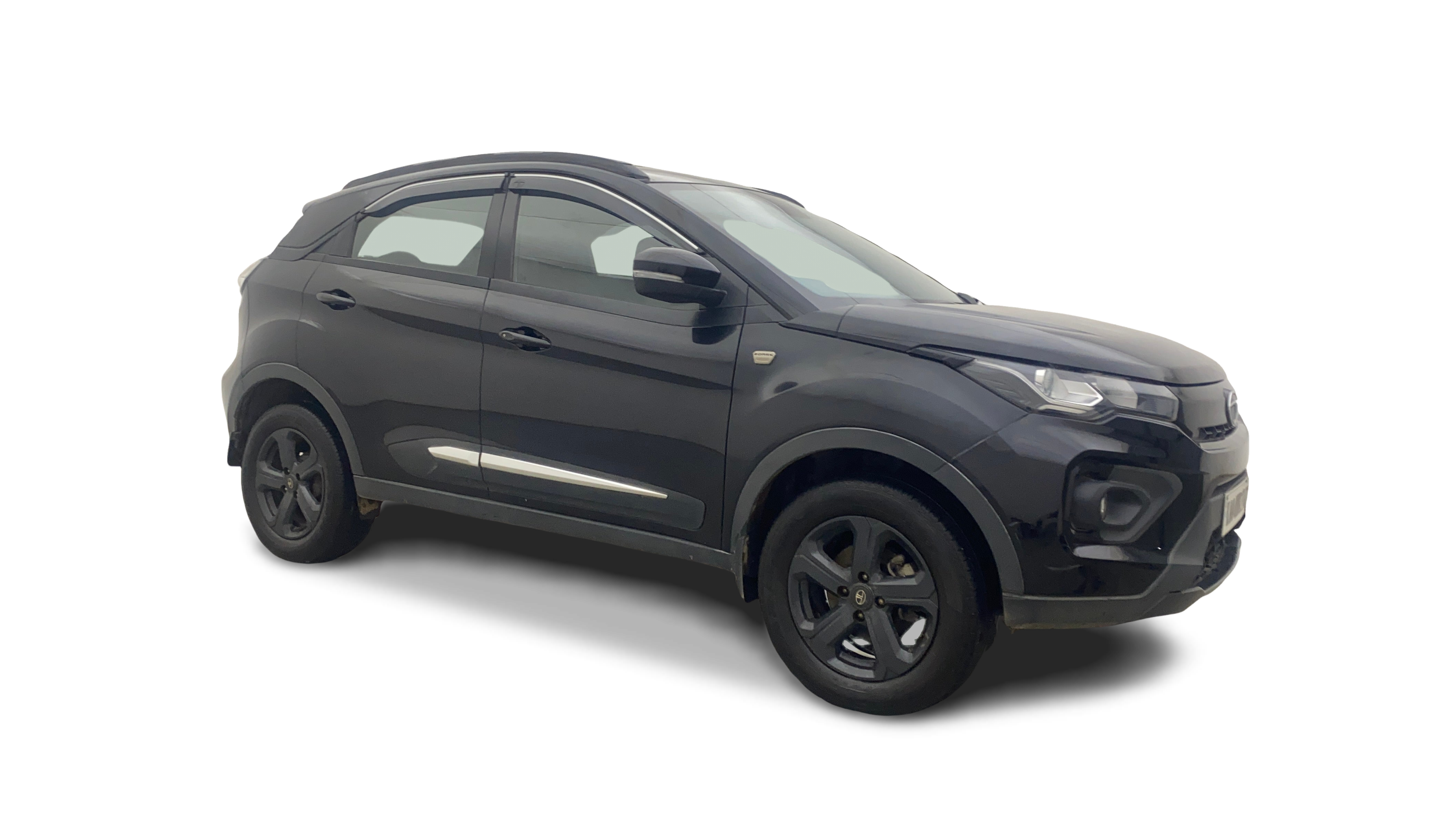 Tata NEXON-img