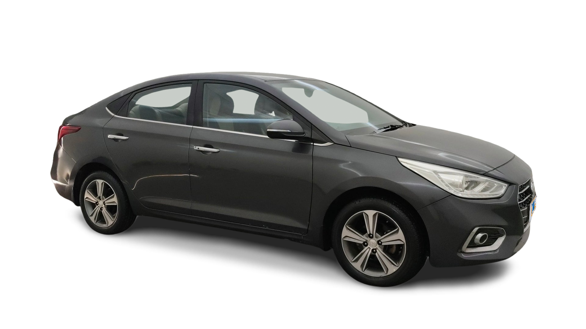 Hyundai Verna-img