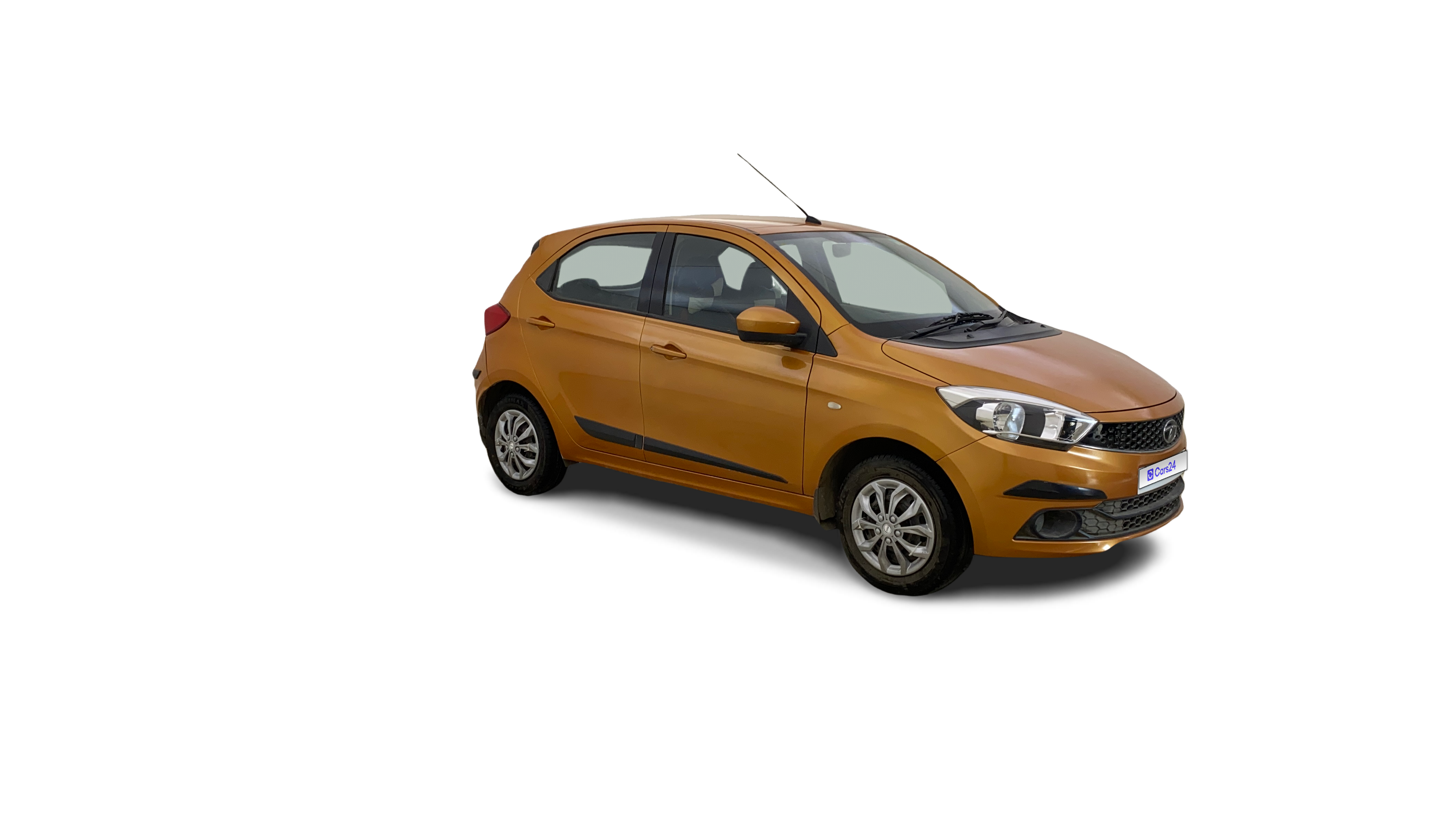 2016 Tata Tiago - Hatchback - Petrol - Manual - ₹2.50 lakh
