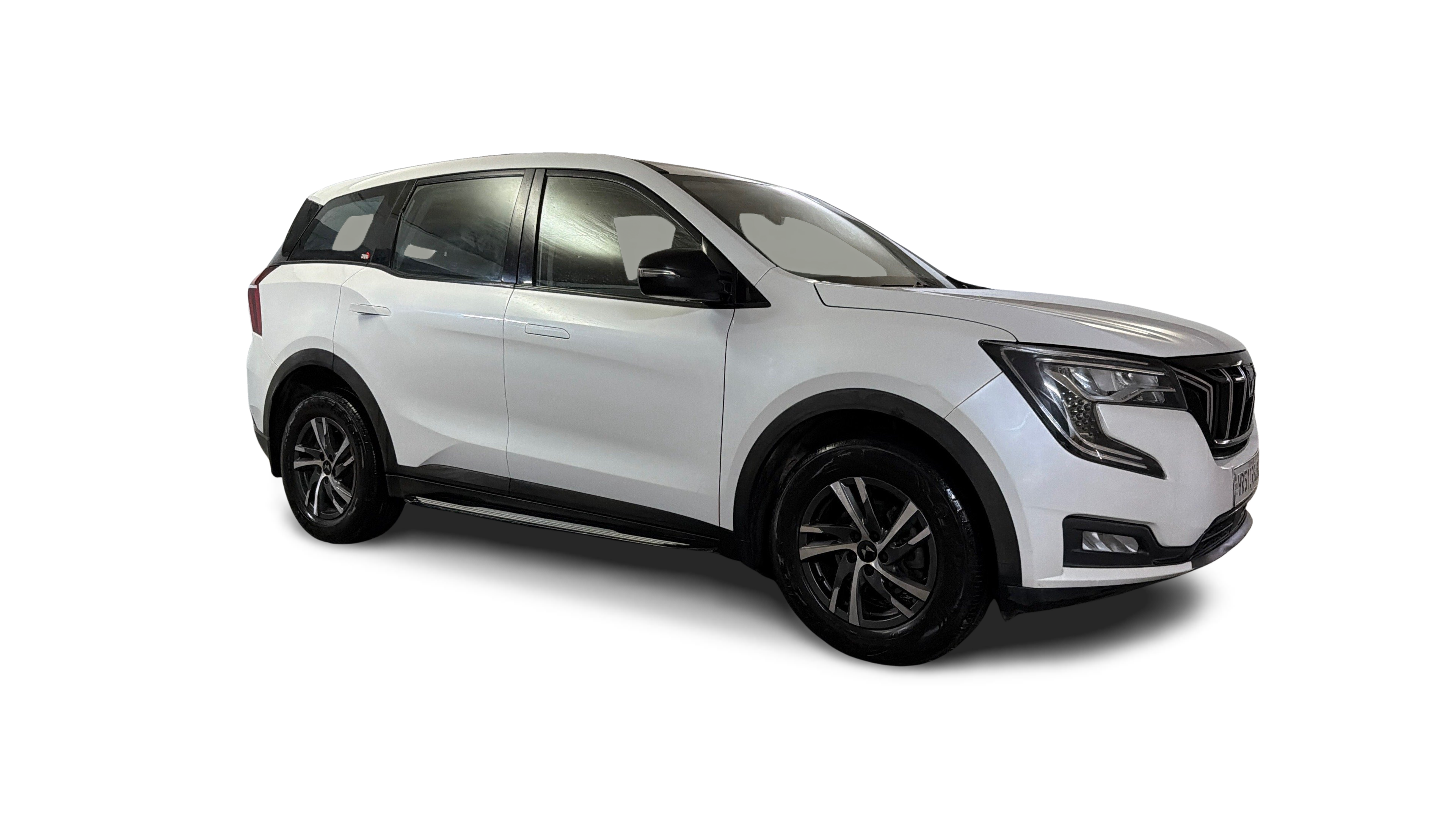 2024 Mahindra XUV700 - SUV - Diesel - Automatic - ₹15.62 lakh