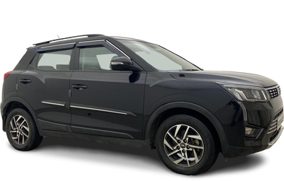 2022 Mahindra XUV300 - SUV - Petrol - Manual - ₹8.06 lakh