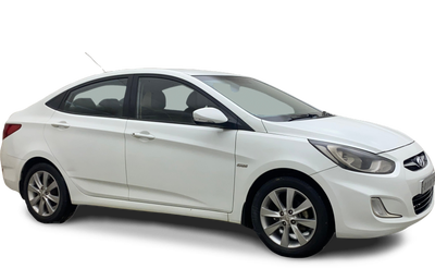 Hyundai Verna-img