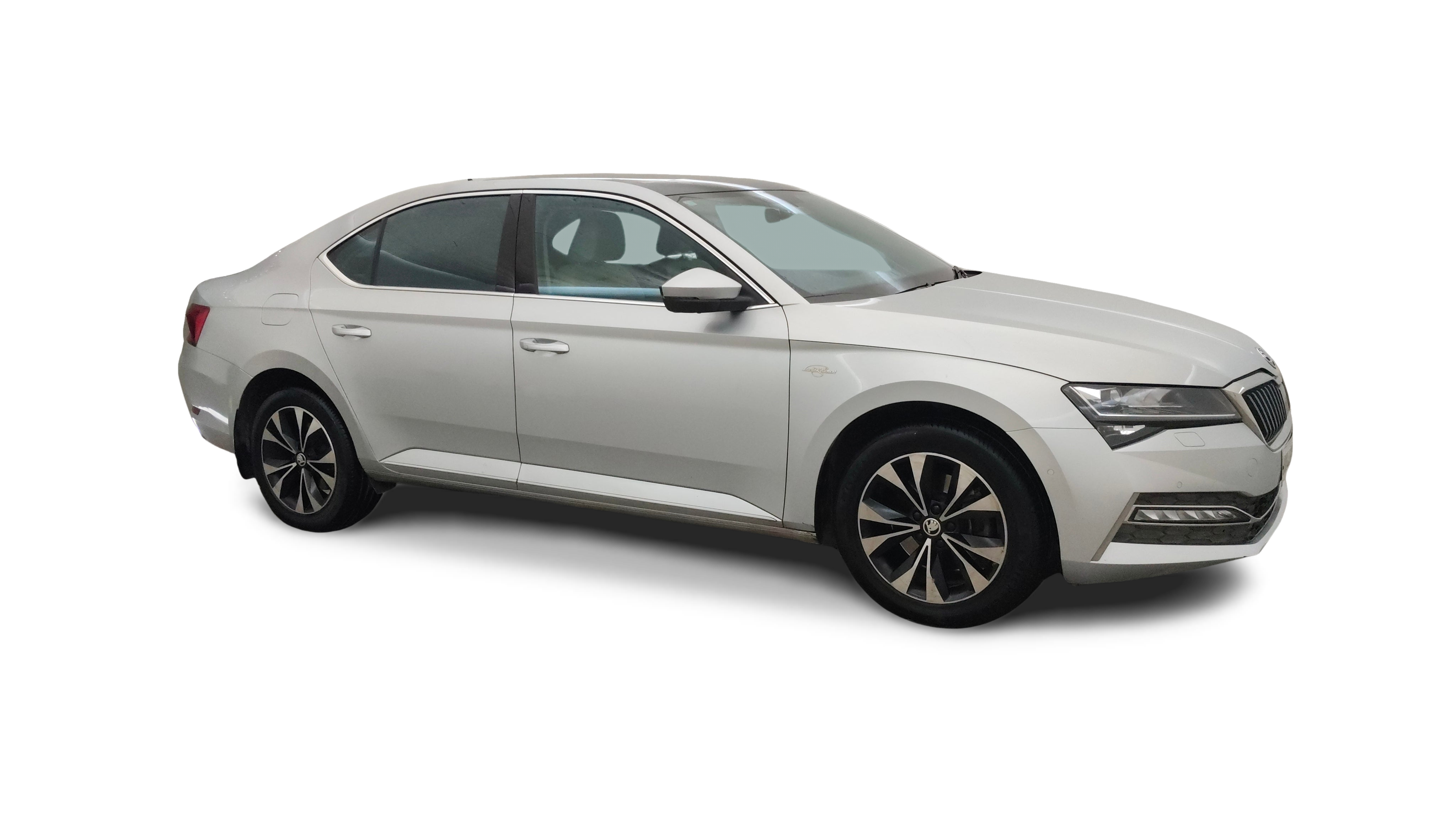 2021 Skoda Superb - Sedan - Petrol - Automatic - ₹22.15 lakh