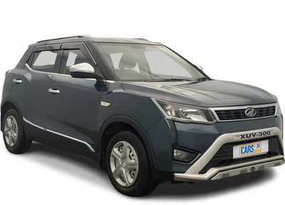 Mahindra XUV300-img