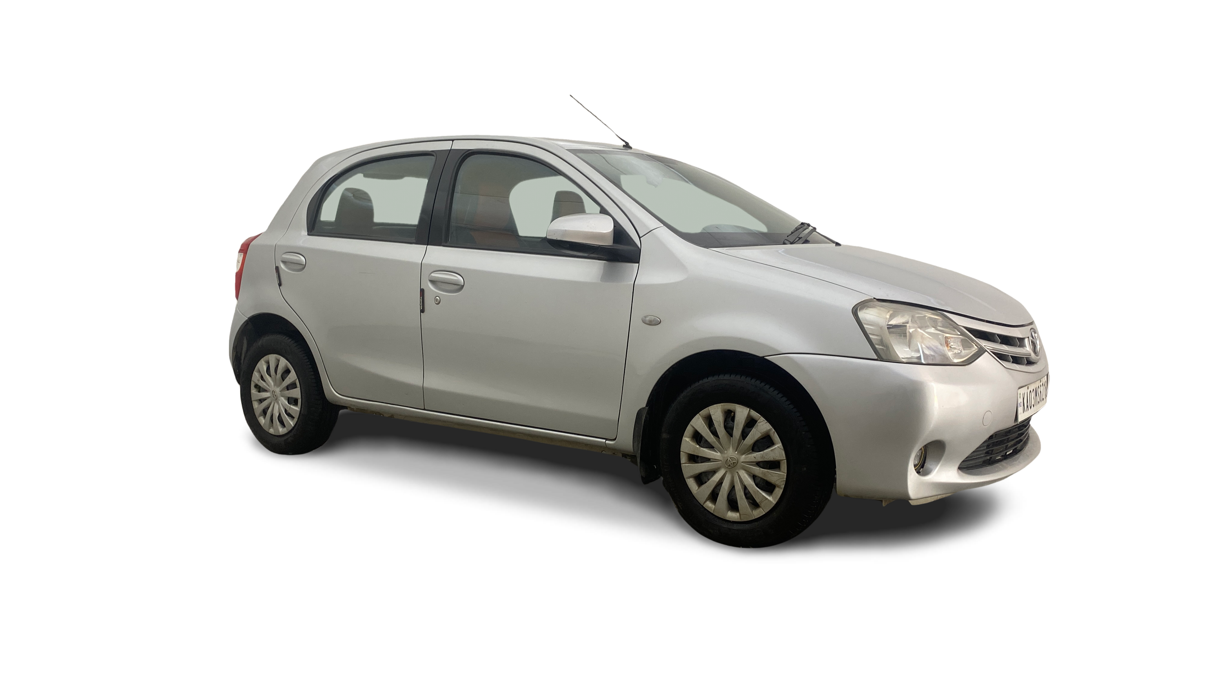 2013 Toyota Etios Liva - Hatchback - Diesel - Manual - ₹4.03 lakh
