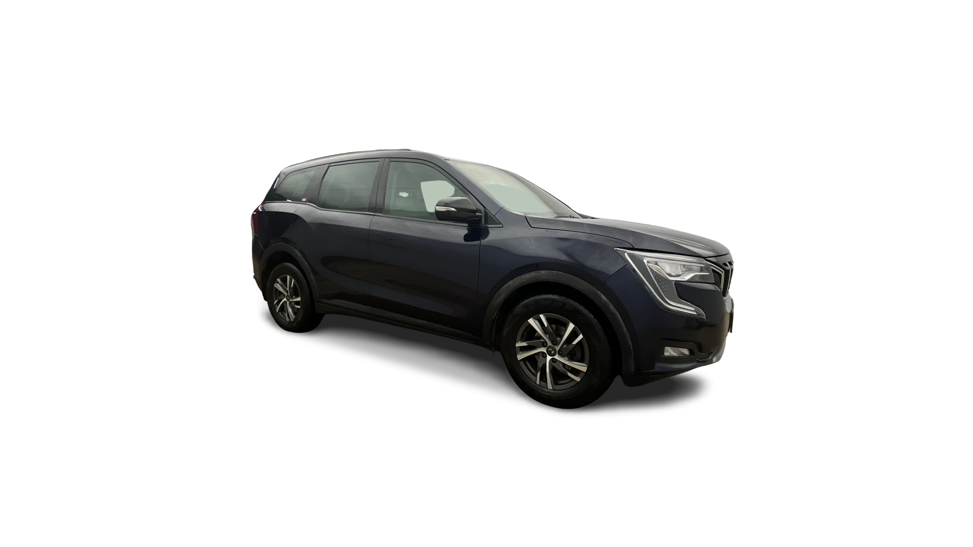 2022 Mahindra XUV700 - SUV - Petrol - Automatic - ₹11.85 lakh