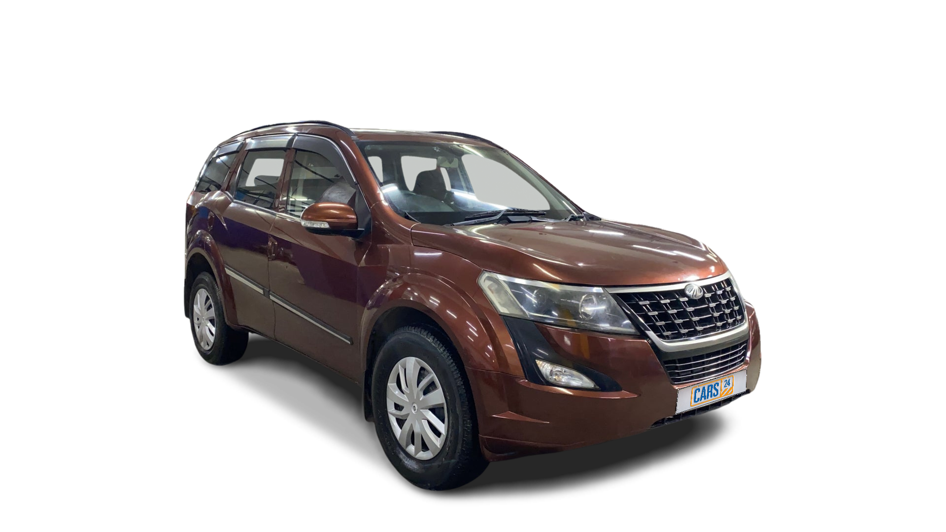 Mahindra XUV500-img