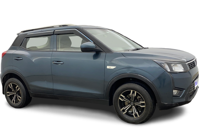 2023 Mahindra XUV300 - SUV - Petrol - Manual - ₹6.02 lakh