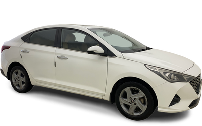 2022 Hyundai Verna - Sedan - Petrol - Manual - ₹8.01 lakh