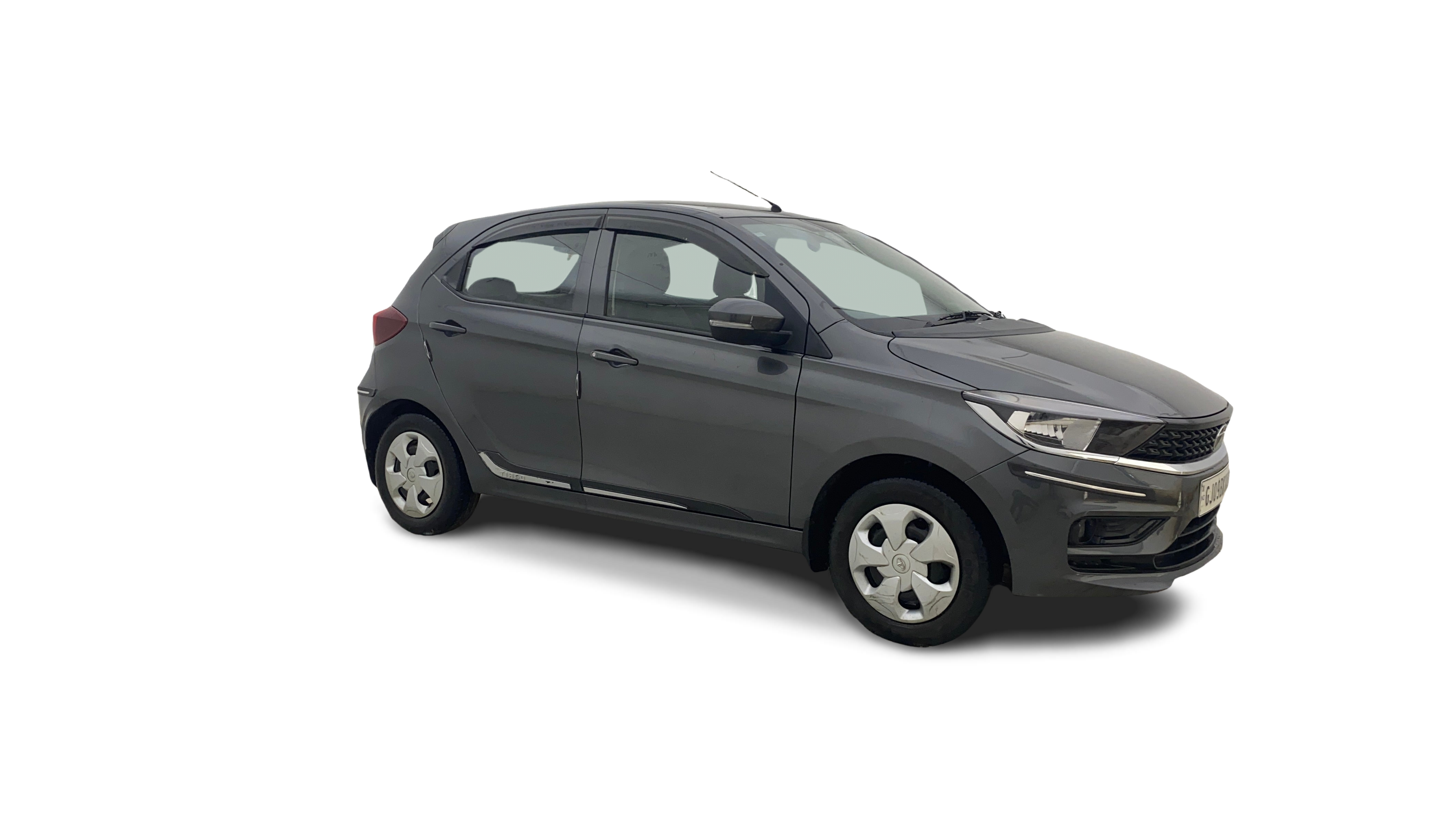 Tata Tiago-img