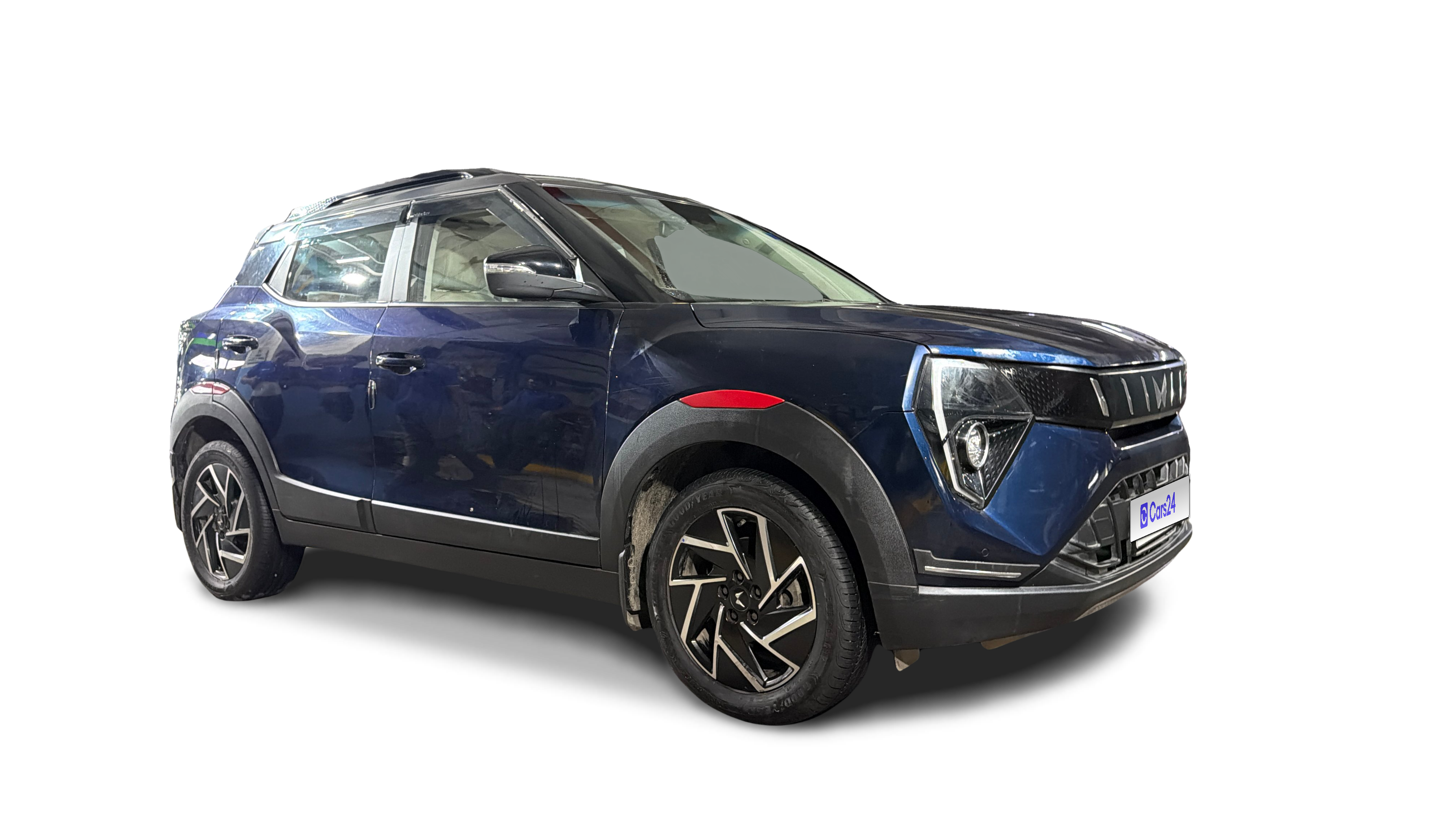 2025 Mahindra XUV 3XO - SUV - Petrol - Manual - ₹9.99 lakh