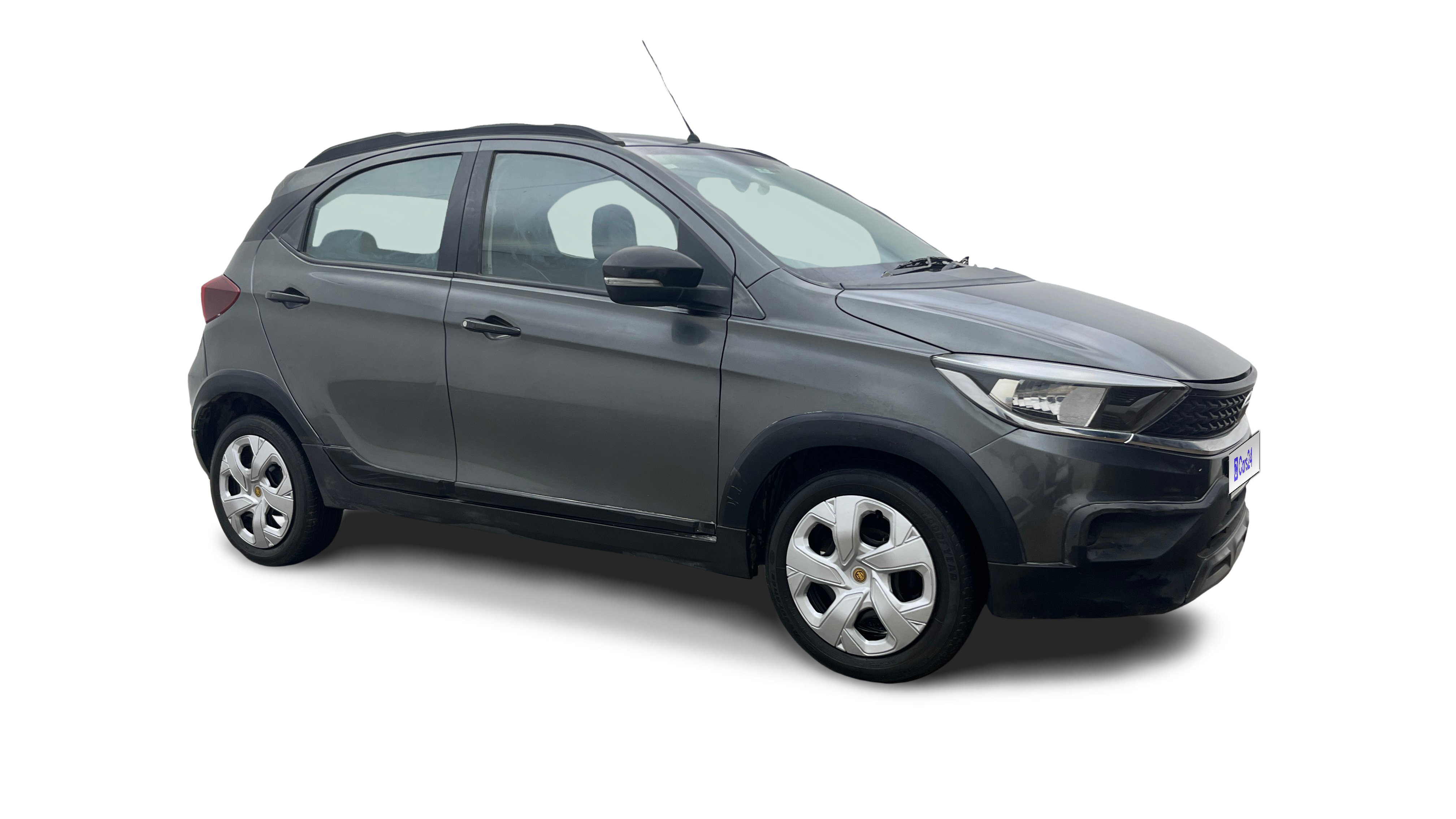 2022 Tata TIAGO NRG - Hatchback - Petrol - Manual - ₹5.61 lakh