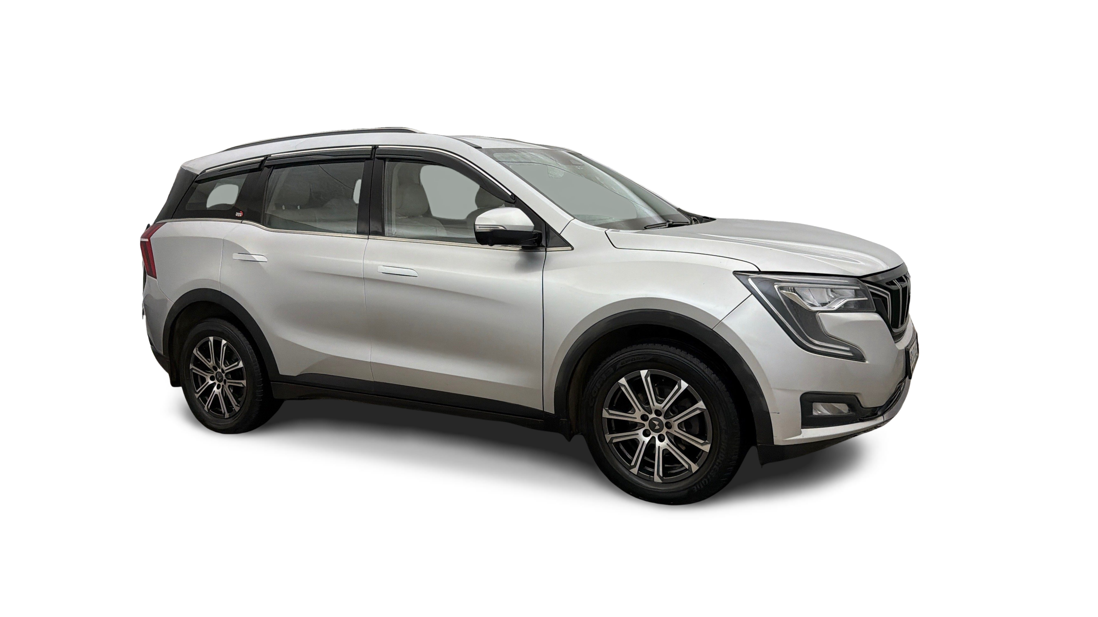 2023 Mahindra XUV700 - SUV - Diesel - Automatic - ₹17.97 lakh