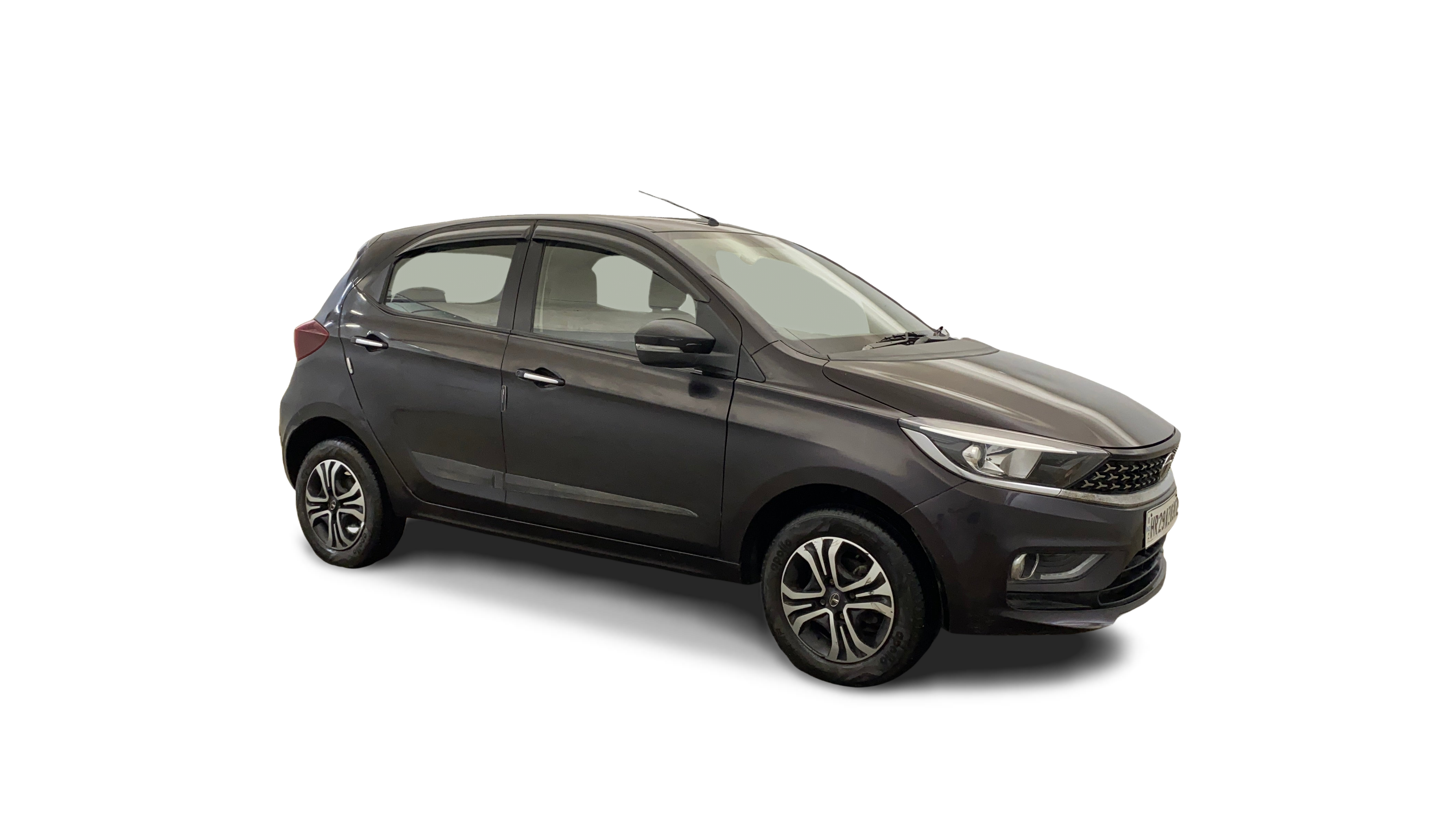Tata Tiago-img
