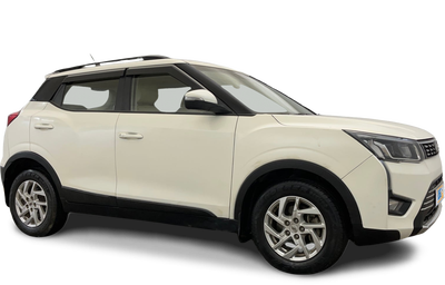 Mahindra XUV300-img