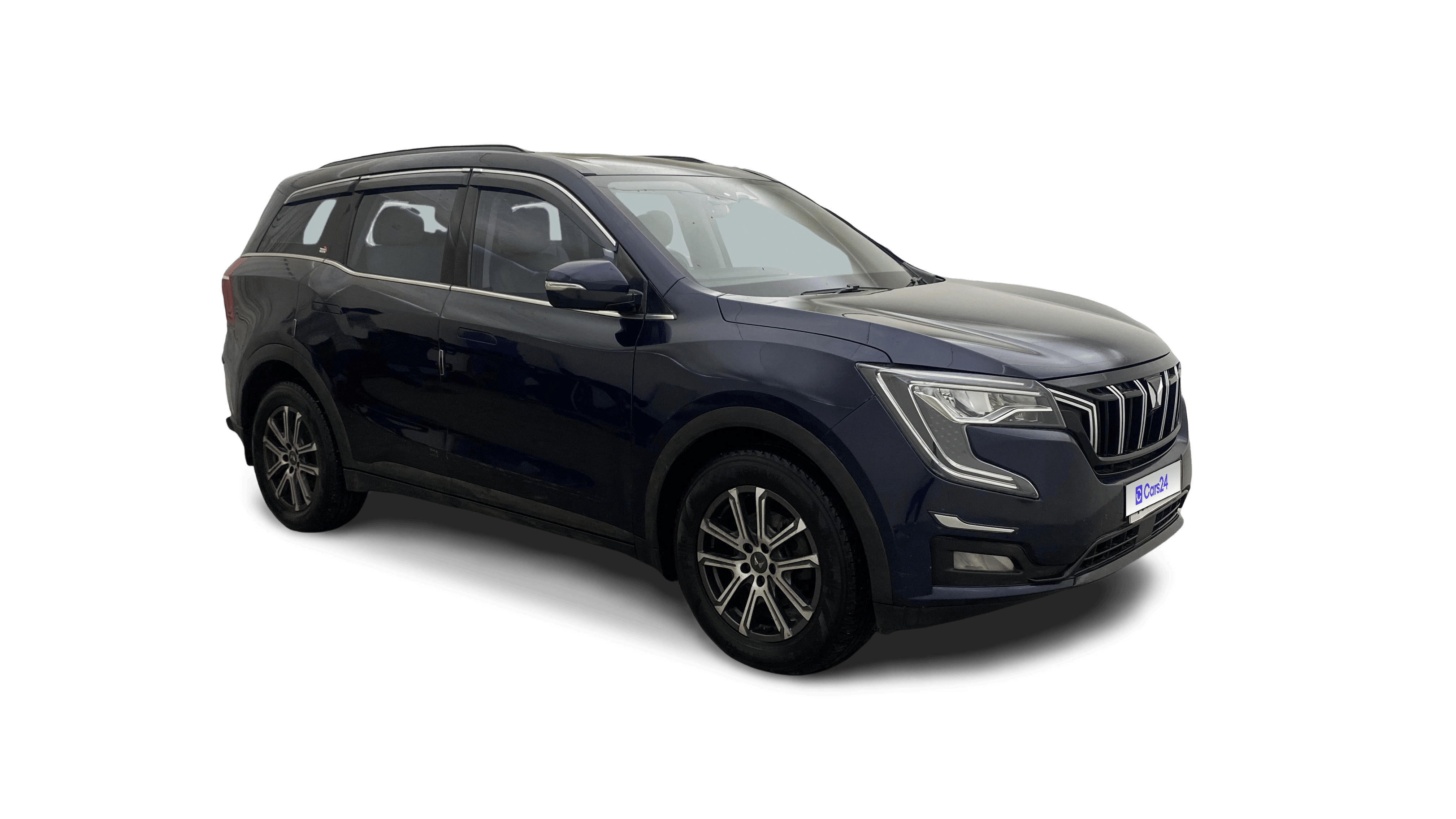 2022 Mahindra XUV700 - SUV - Petrol - Automatic - ₹16.73 lakh