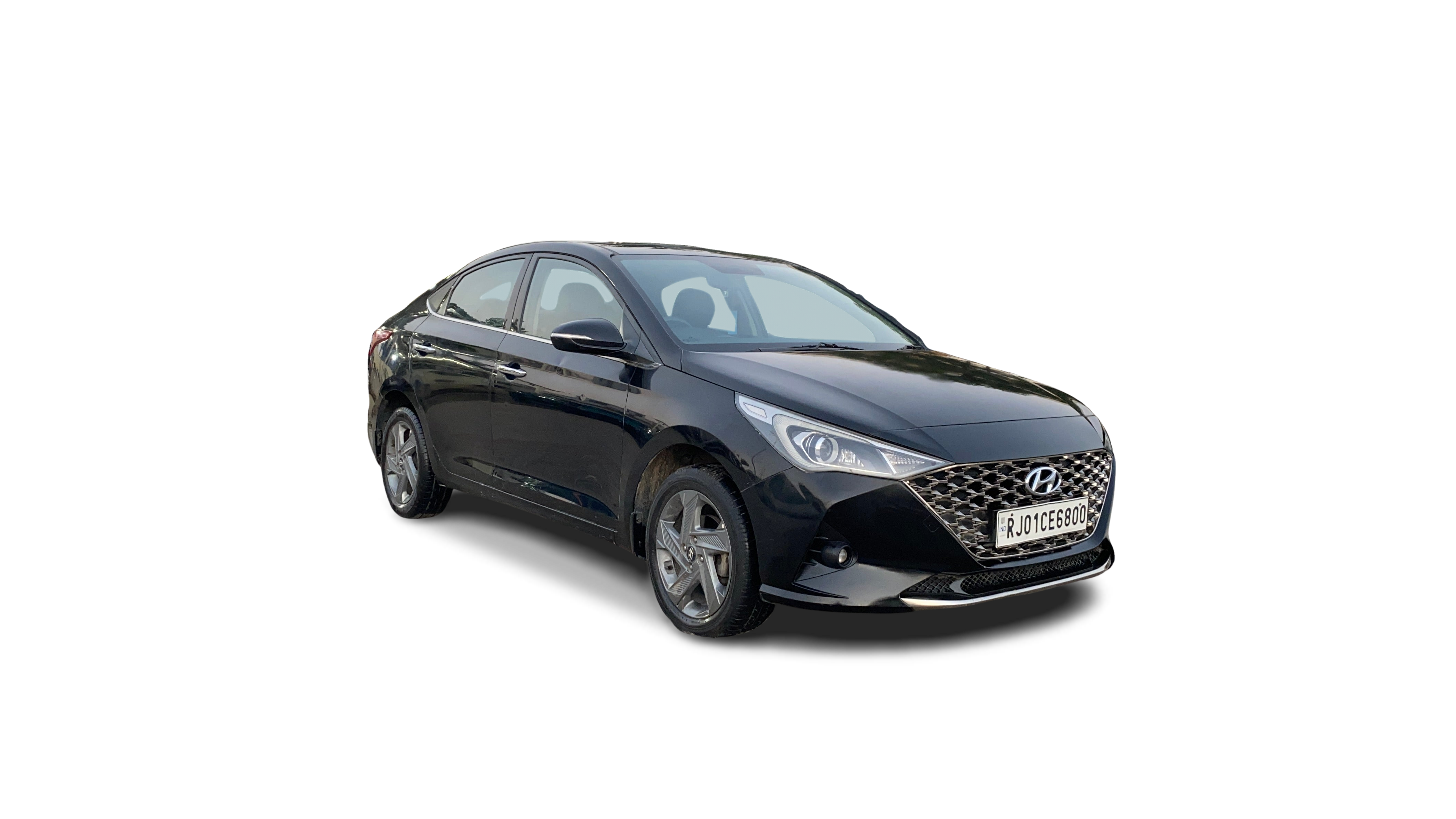 Hyundai Verna-img