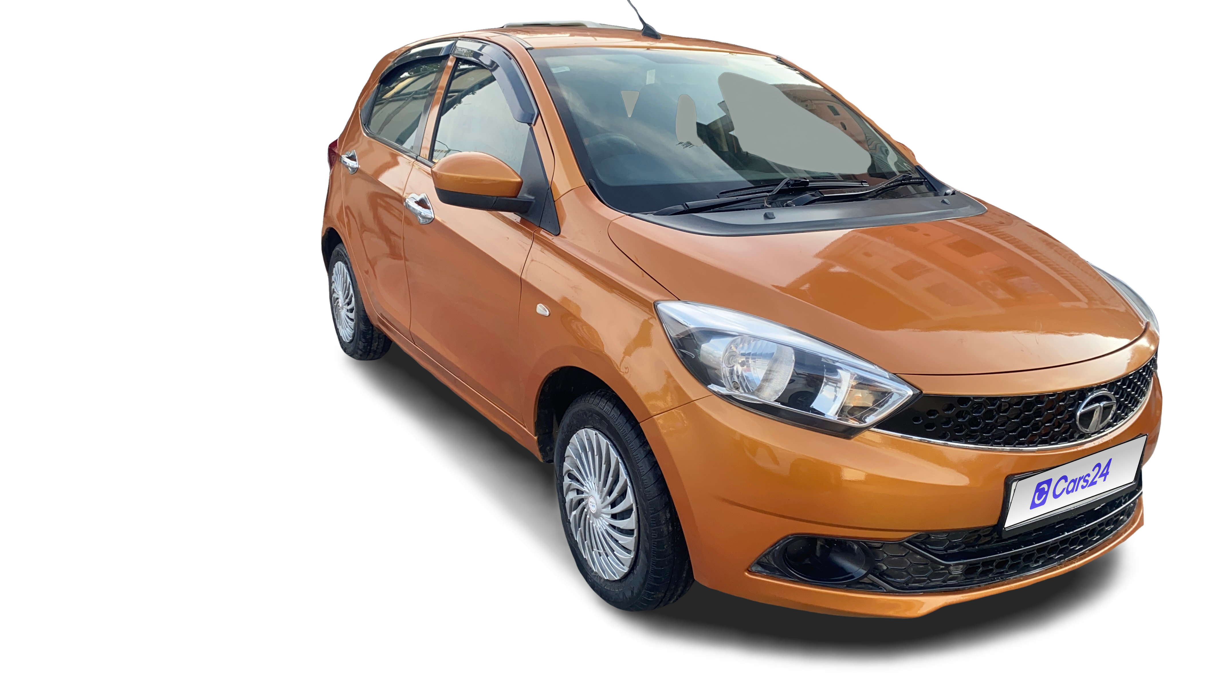 2016 Tata Tiago - Hatchback - Petrol - Manual - ₹3.04 lakh