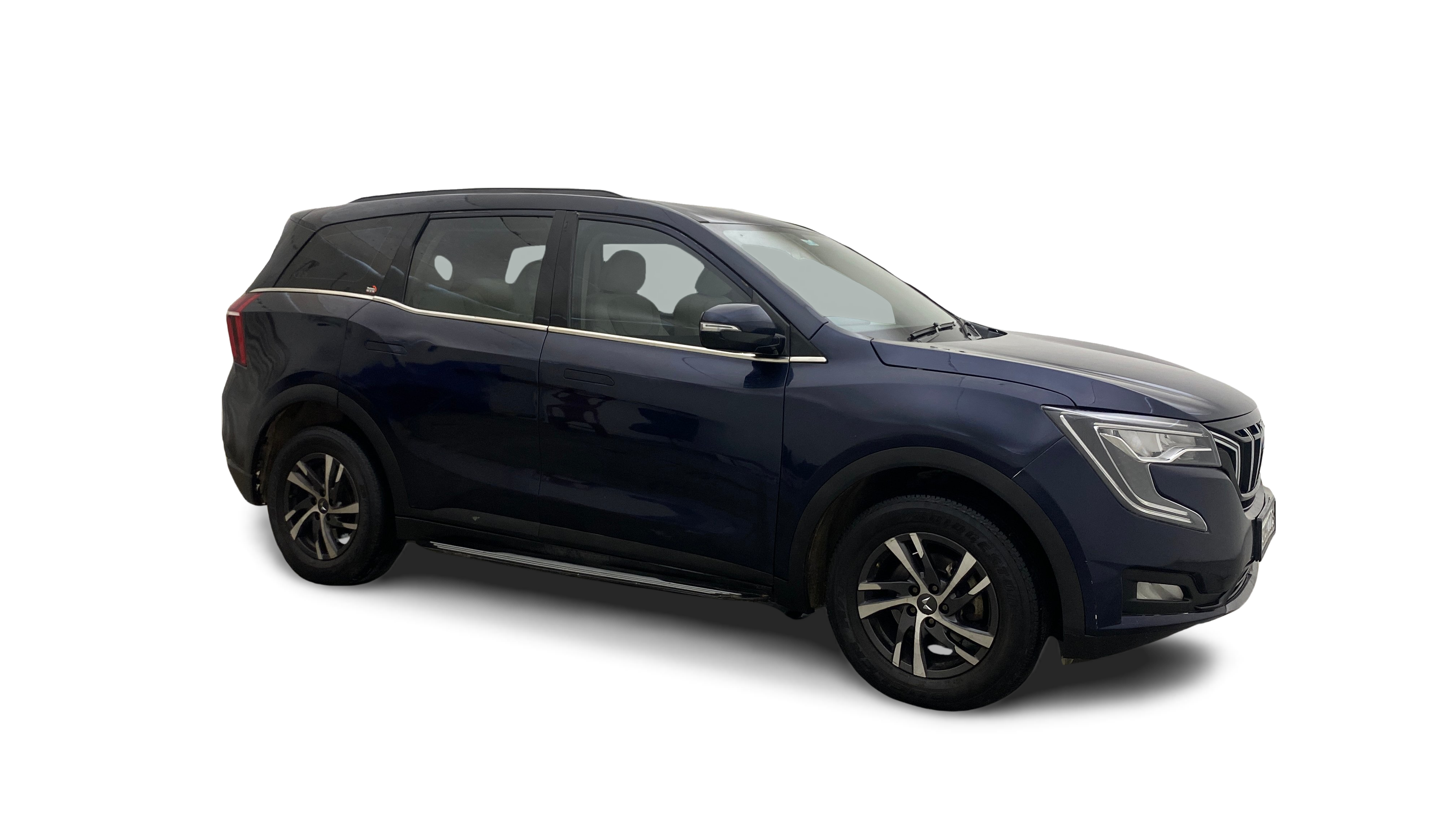 2023 Mahindra XUV700 - SUV - Diesel - Automatic - ₹15.19 lakh