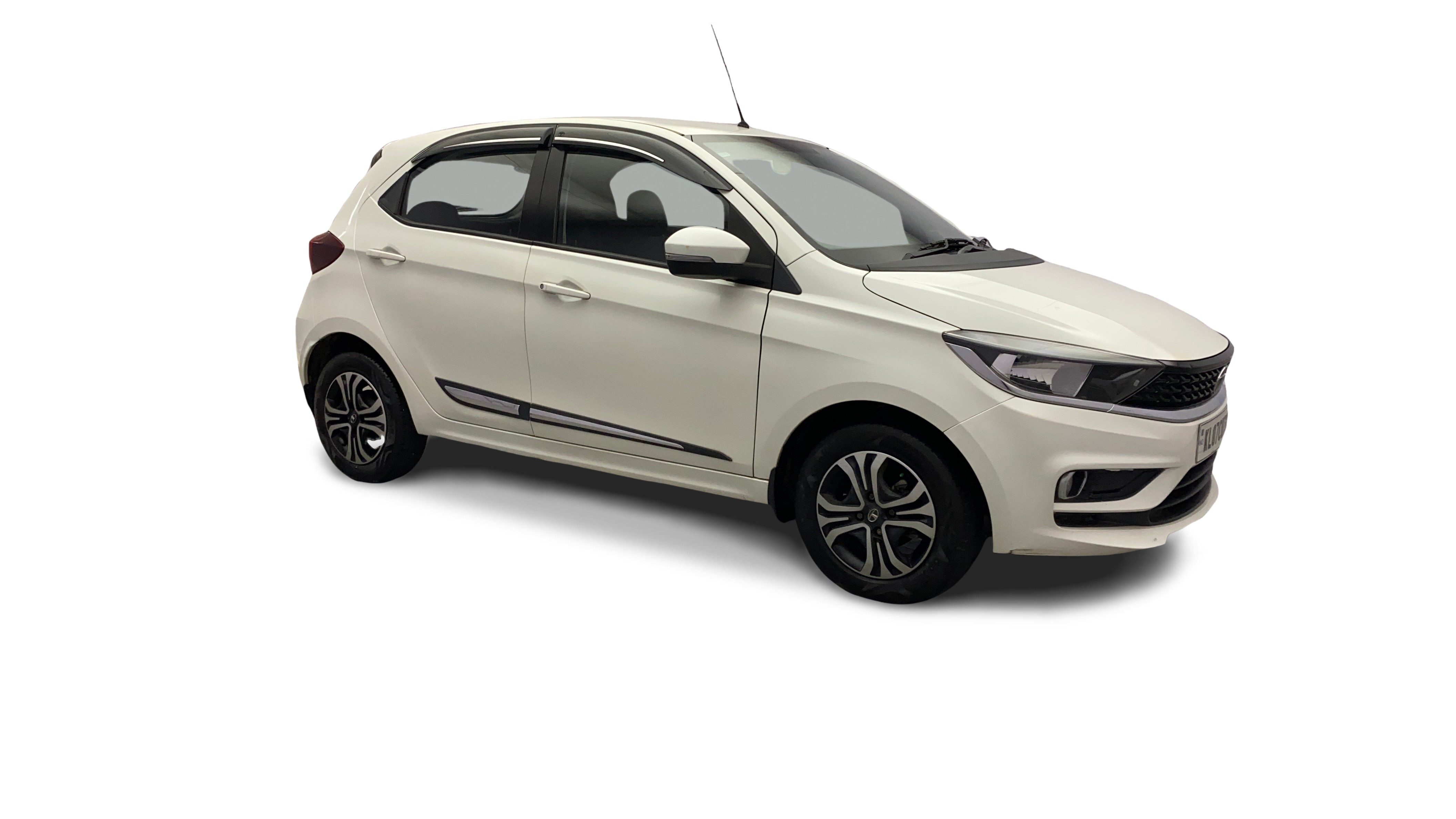 2020 Tata Tiago - Hatchback - Petrol - Manual - ₹3.94 lakh