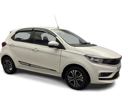 Tata Tiago-img
