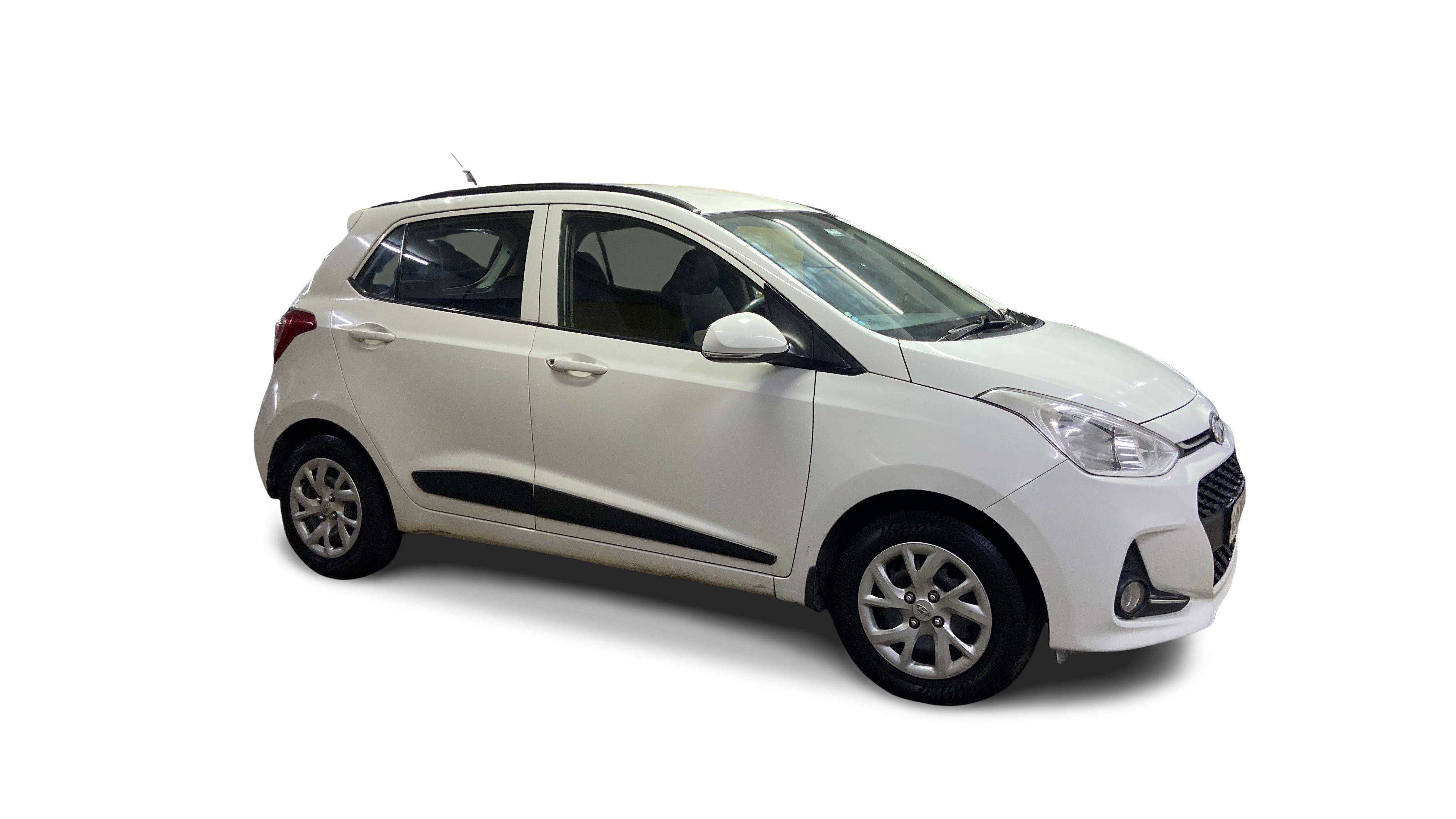 2018 Hyundai Grand i10 - Hatchback - Petrol - Manual - ₹3.84 lakh