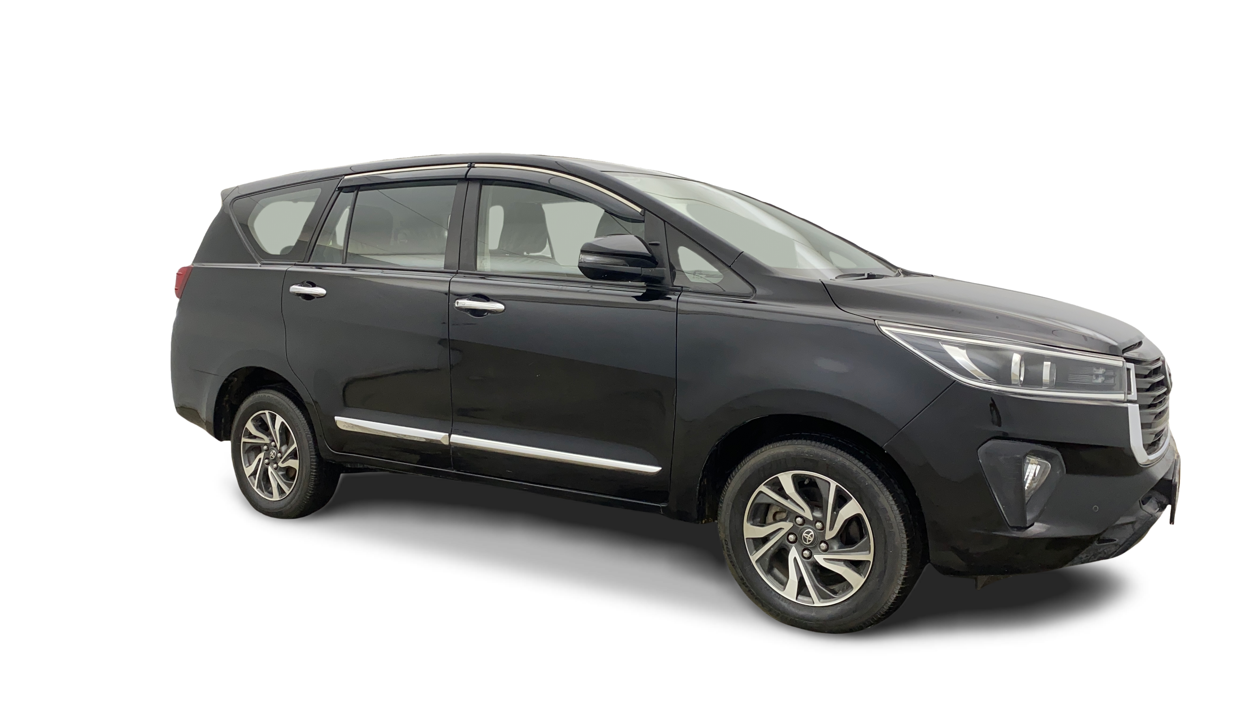 2022 Toyota Innova Crysta - SUV - Petrol - Manual - ₹15.16 lakh