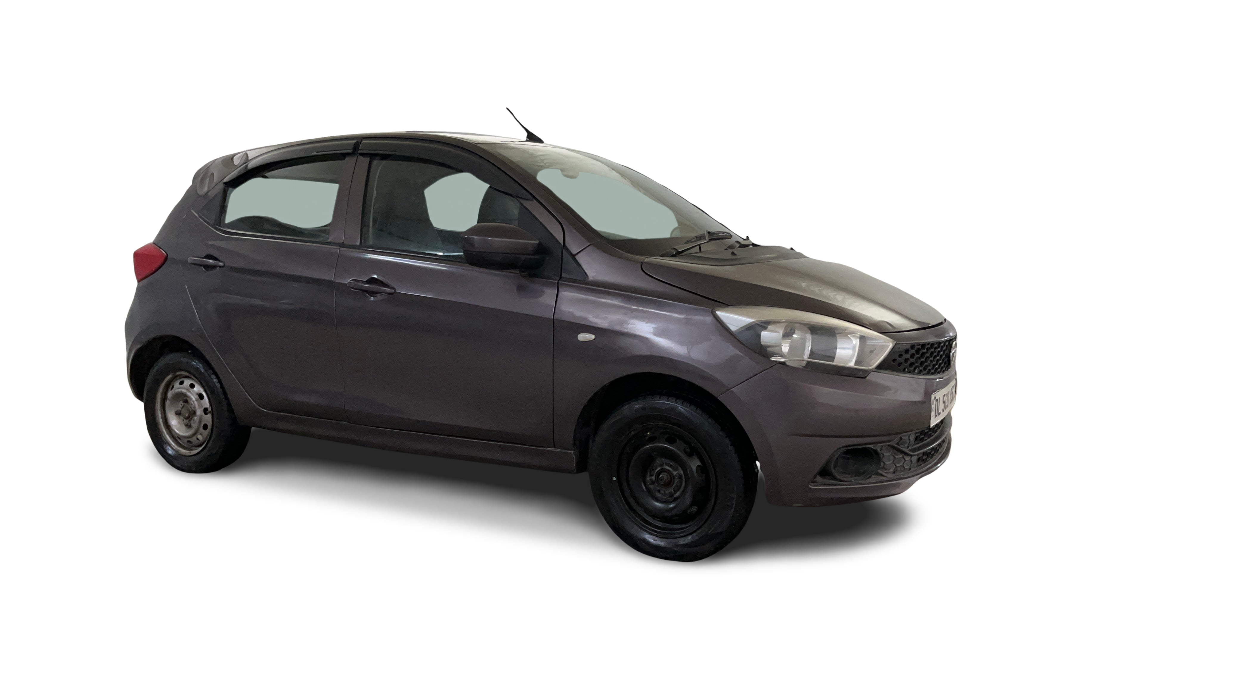 Tata Tiago-img