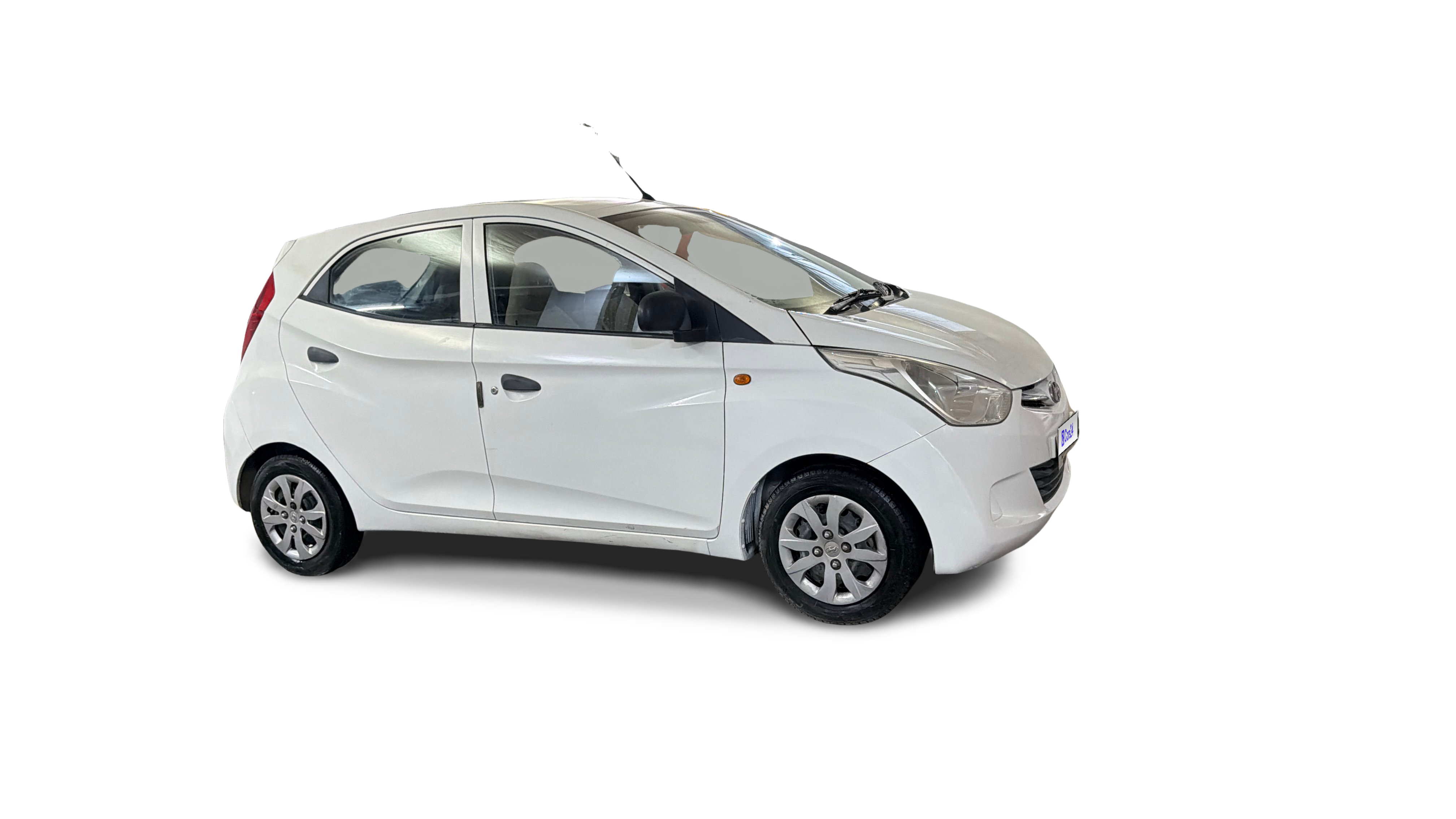 2017 Hyundai Eon - Hatchback - Petrol - Manual - ₹2.20 lakh