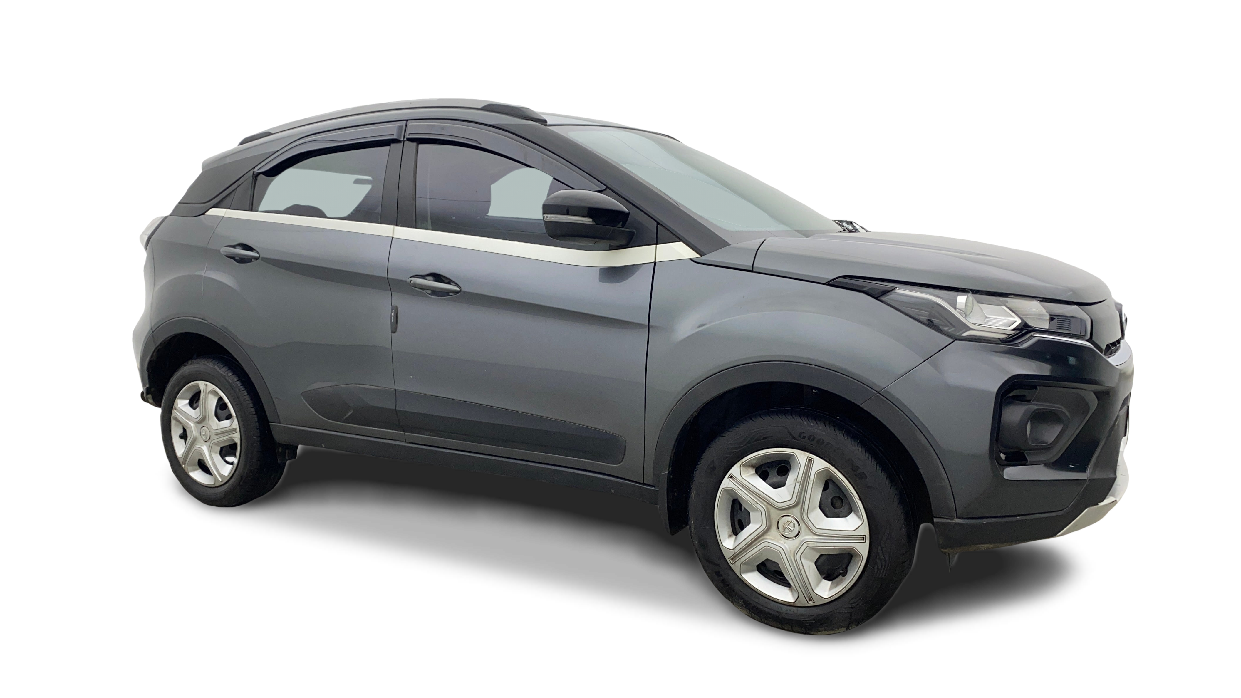 Tata NEXON-img
