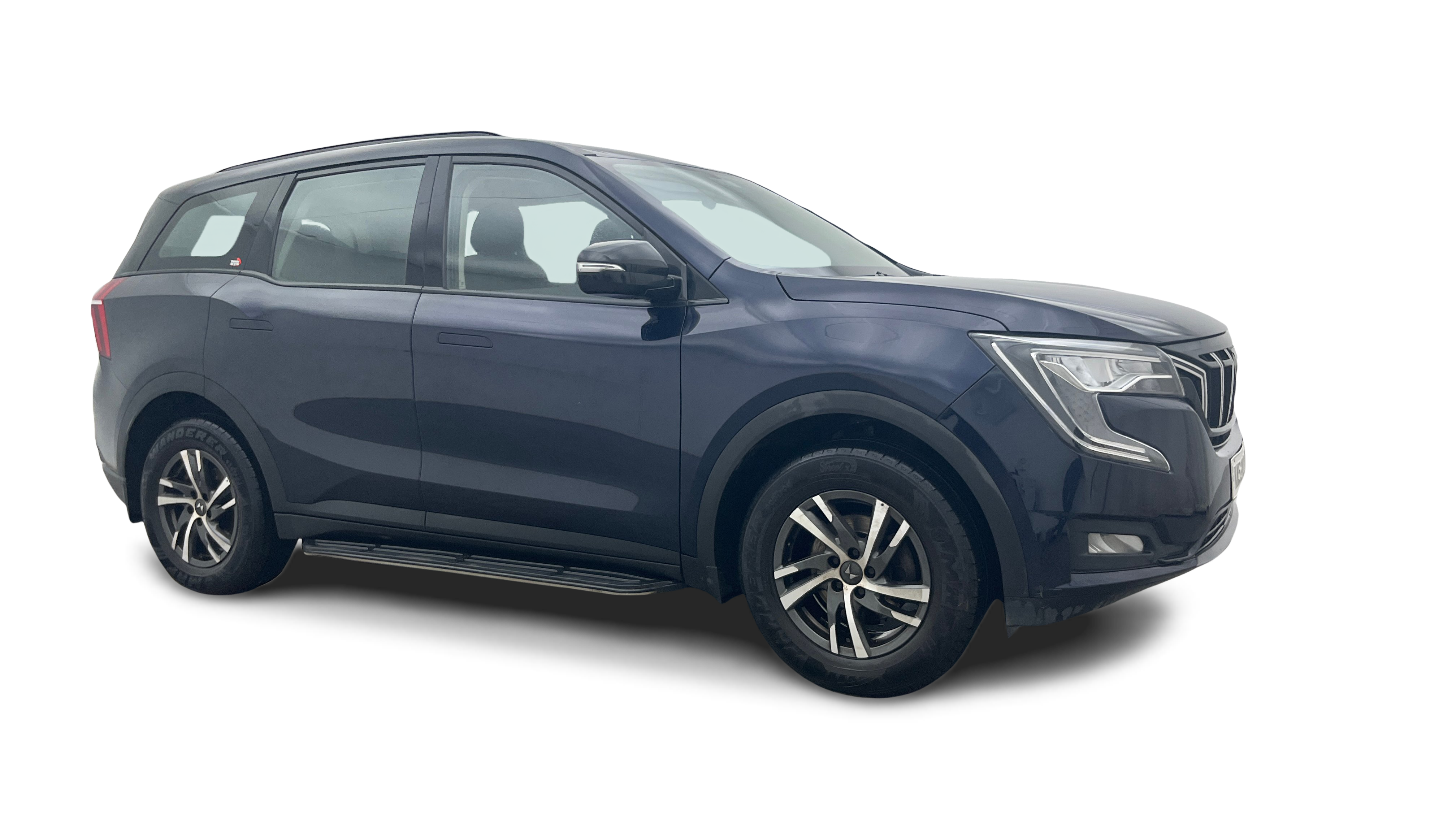 2022 Mahindra XUV700 - SUV - Petrol - Automatic - ₹15.55 lakh