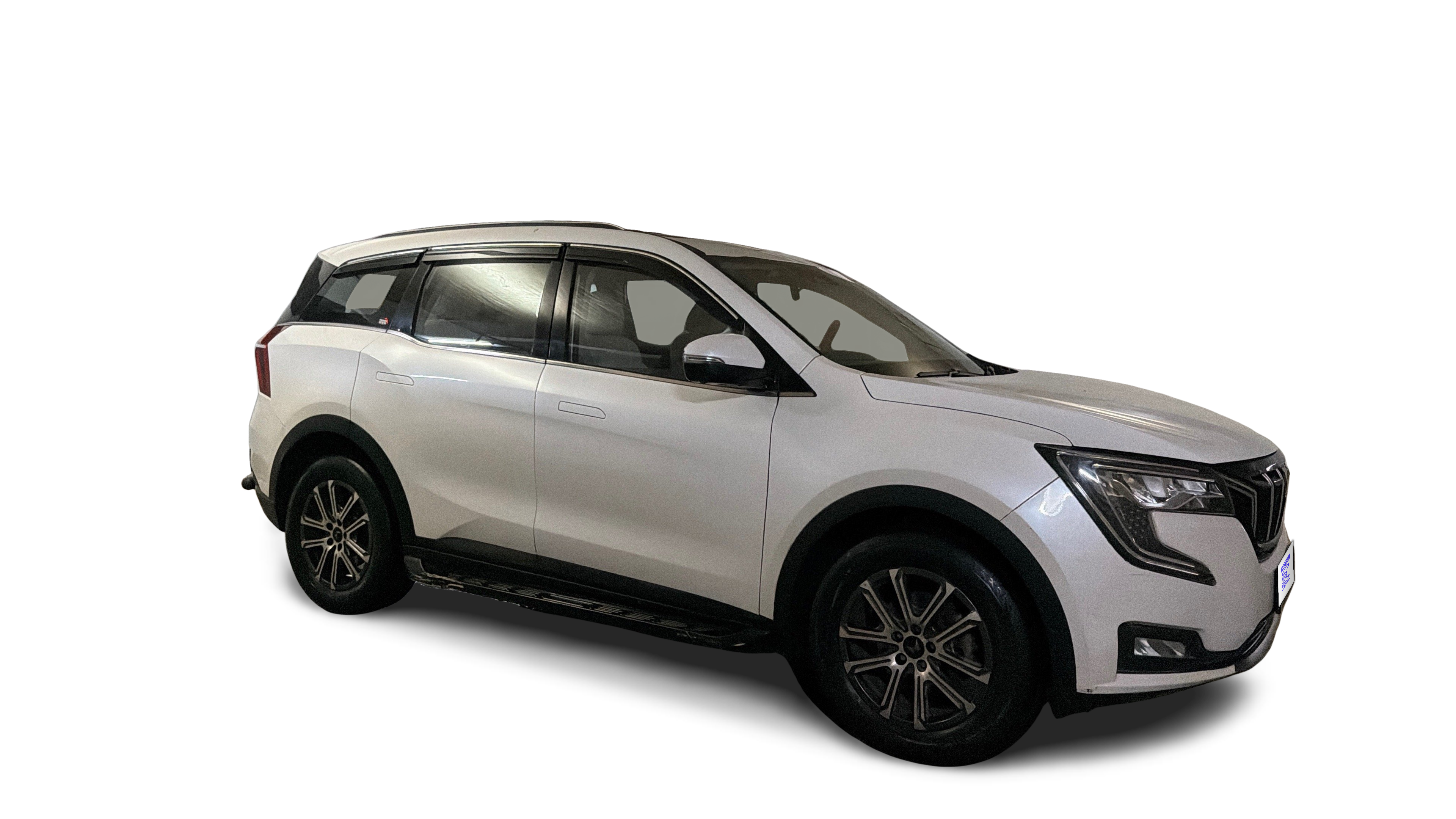 2024 Mahindra XUV700 - SUV - Petrol - Automatic - ₹16.93 lakh