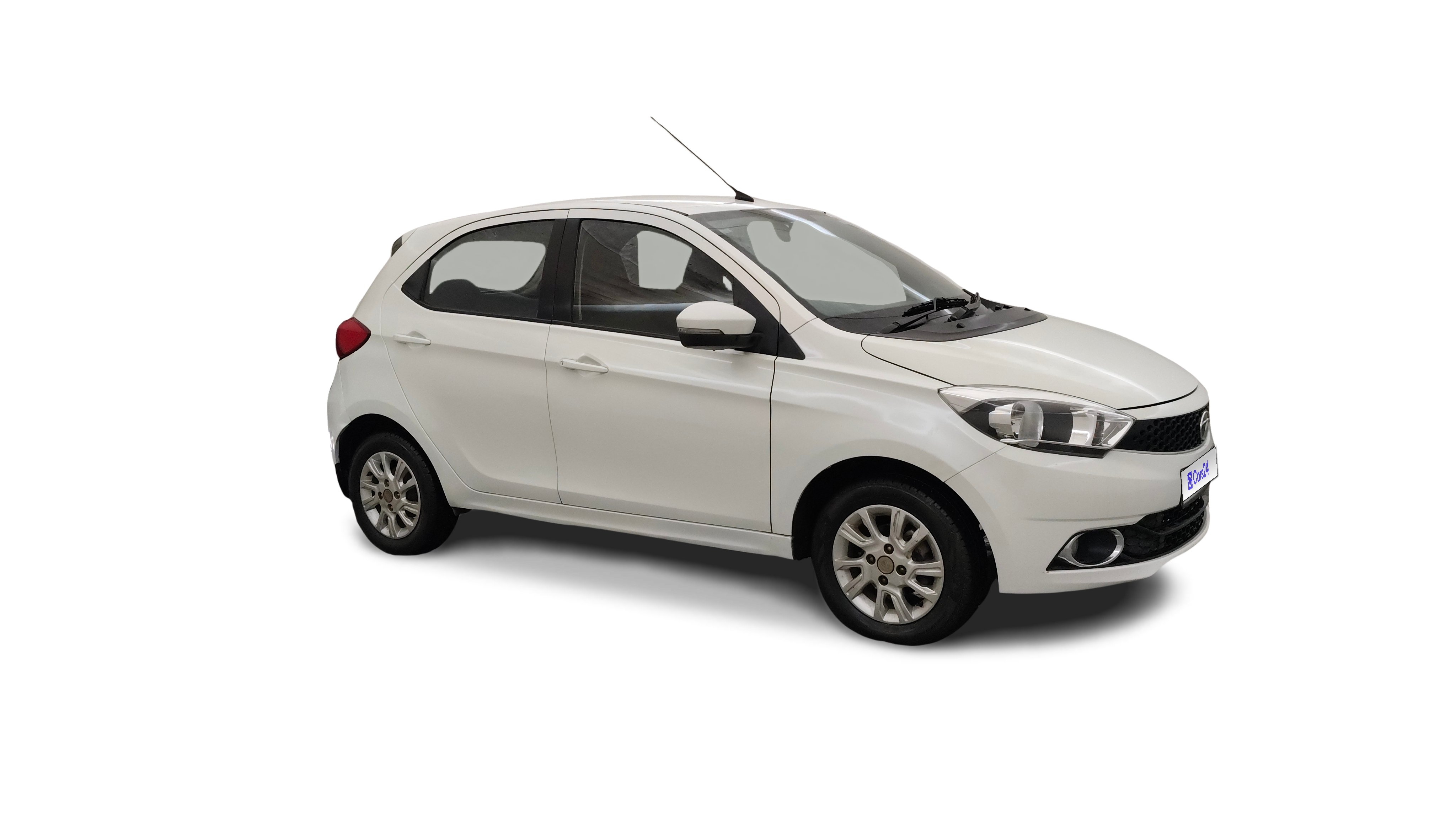 2017 Tata Tiago - Hatchback - Petrol - Automatic - ₹3.30 lakh