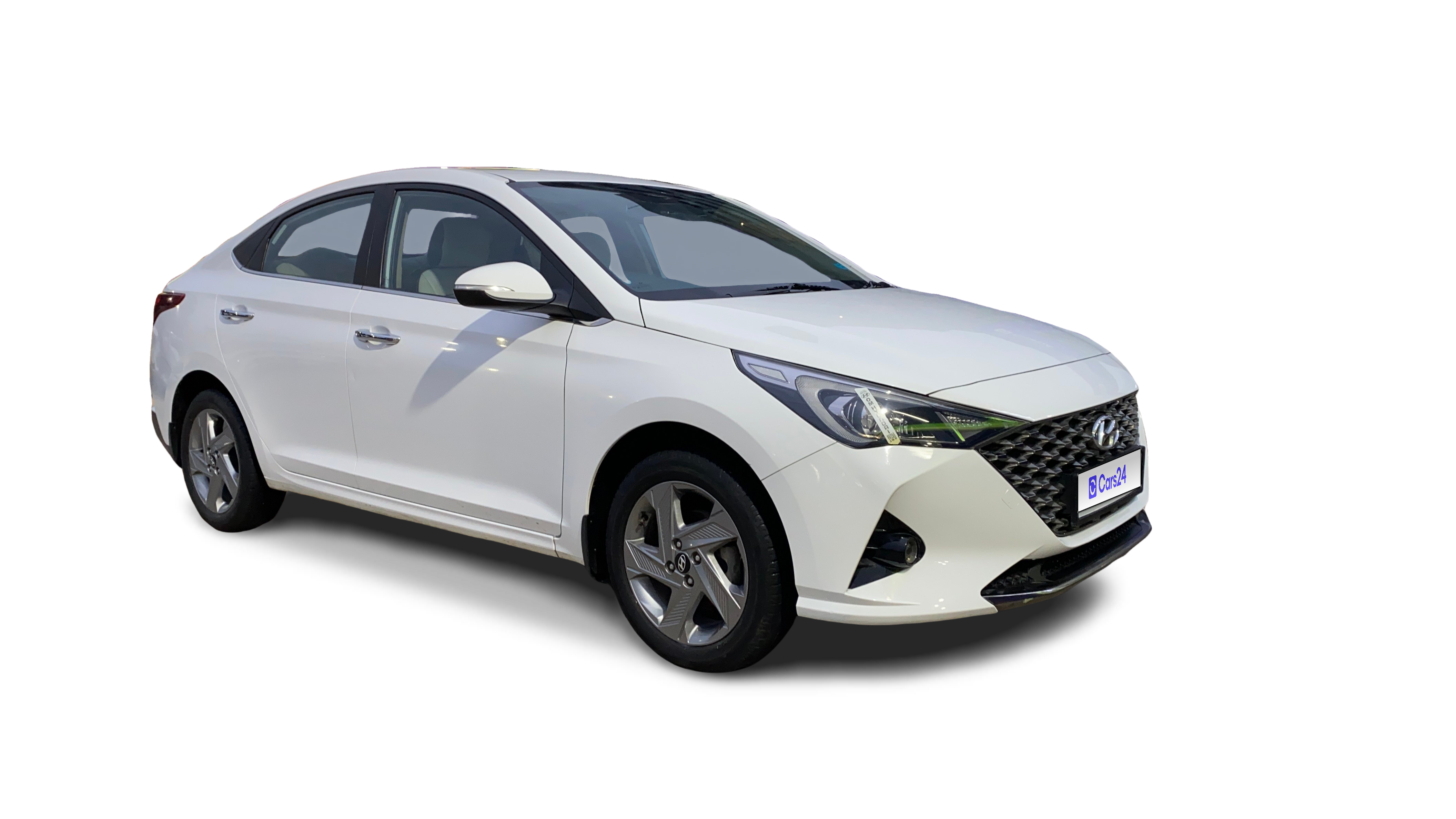 2022 Hyundai Verna - Sedan - Petrol - Manual - ₹9.95 lakh
