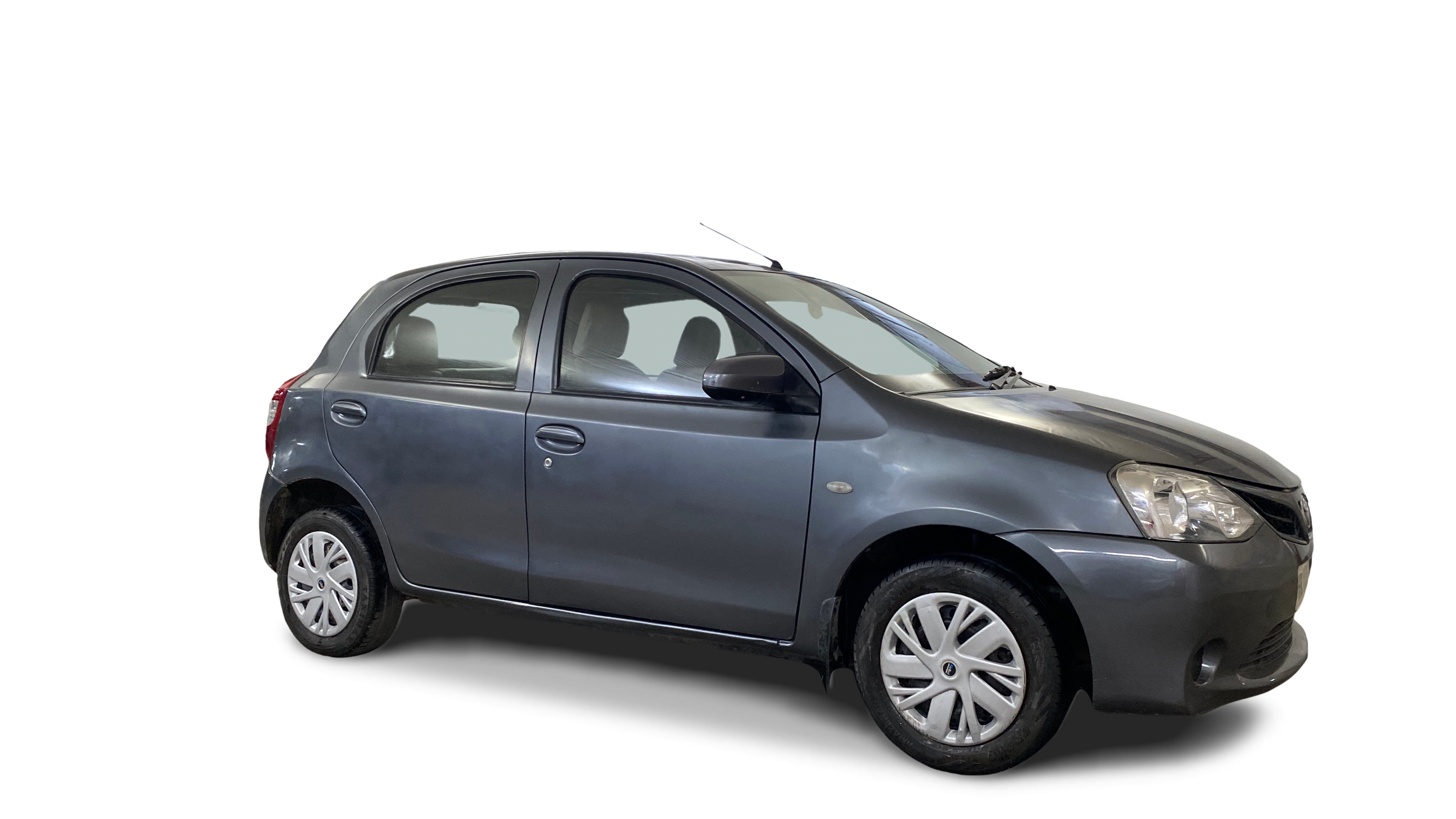 2016 Toyota Etios Liva - Hatchback - Diesel - Manual - ₹3.70 lakh