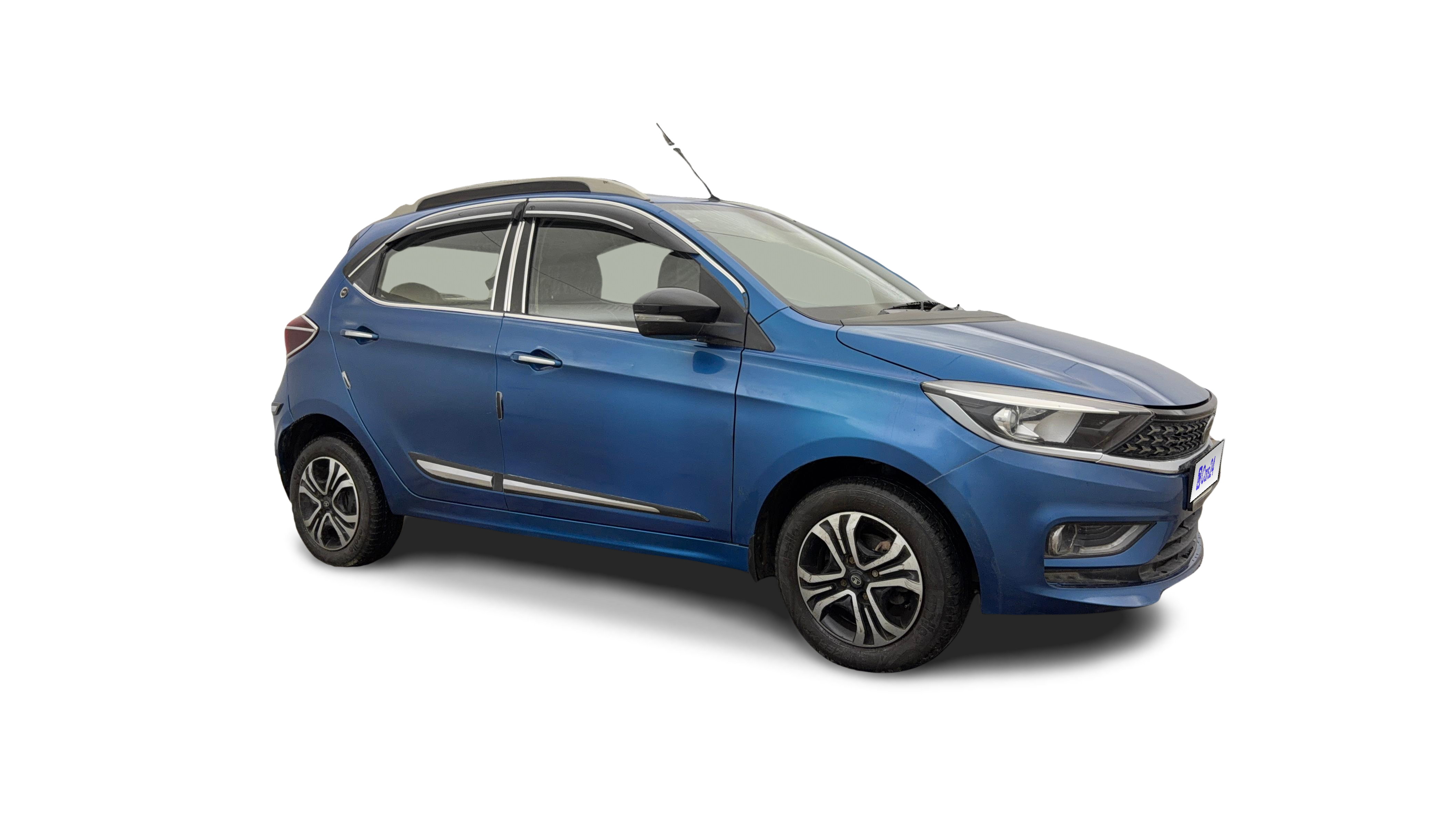 2024 Tata Tiago - Hatchback - CNG - Automatic - ₹6.25 lakh