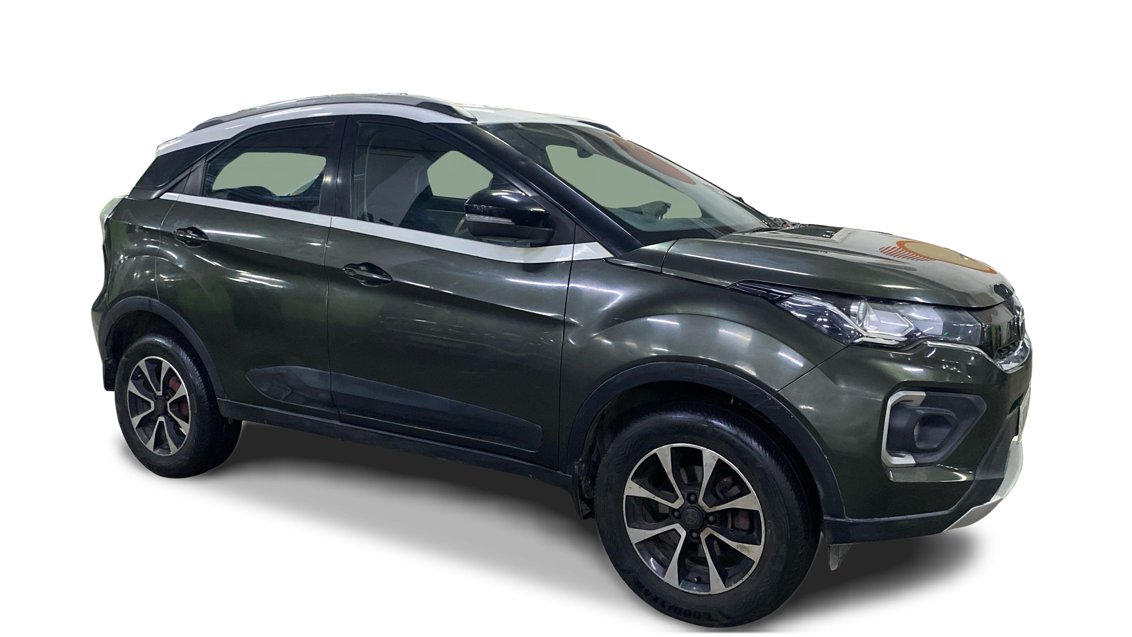 2020 Tata NEXON - SUV - Petrol - Manual - ₹5.77 lakh