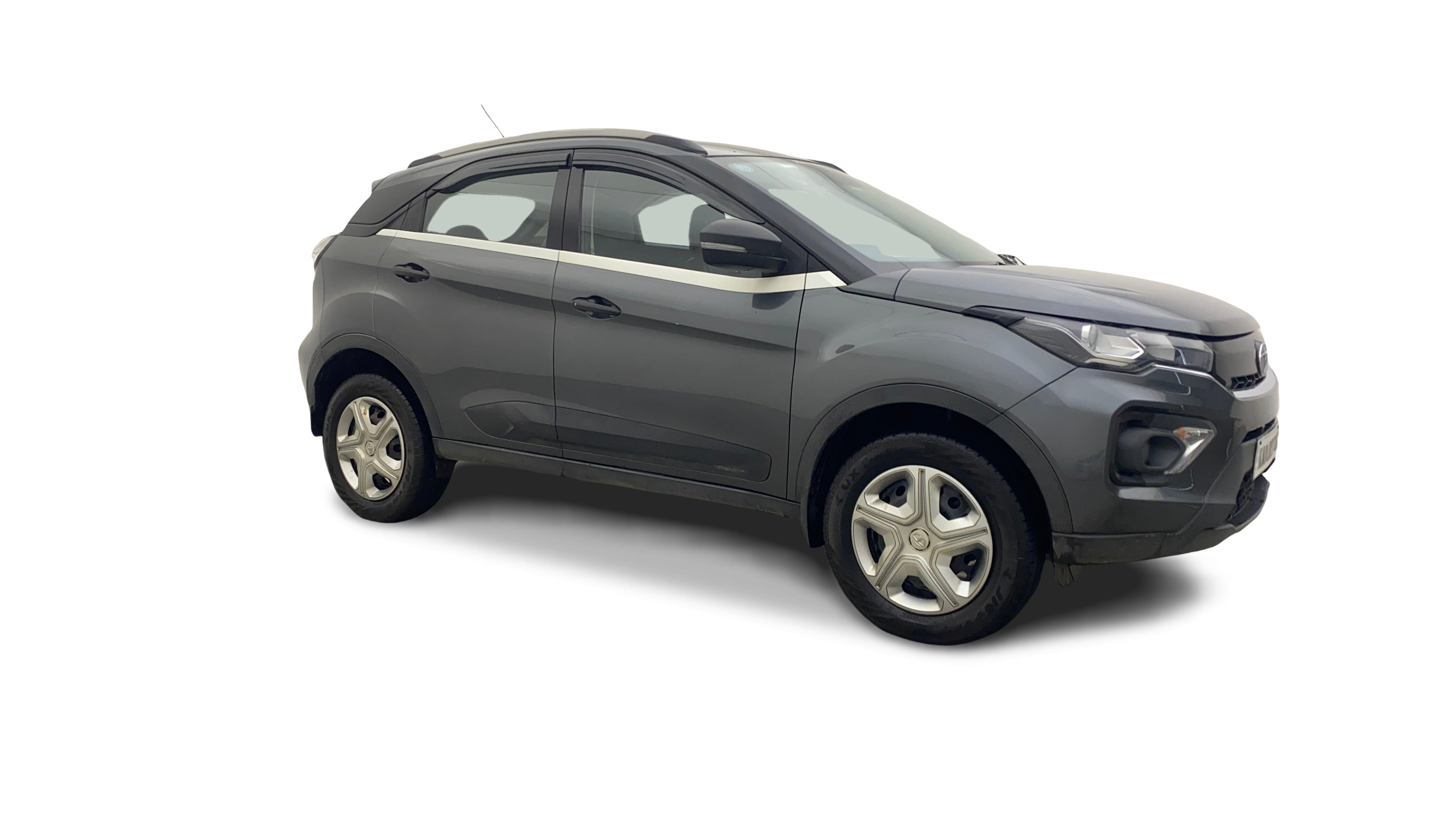 Tata NEXON-img