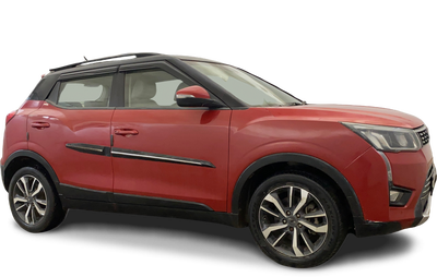 Mahindra XUV300-img