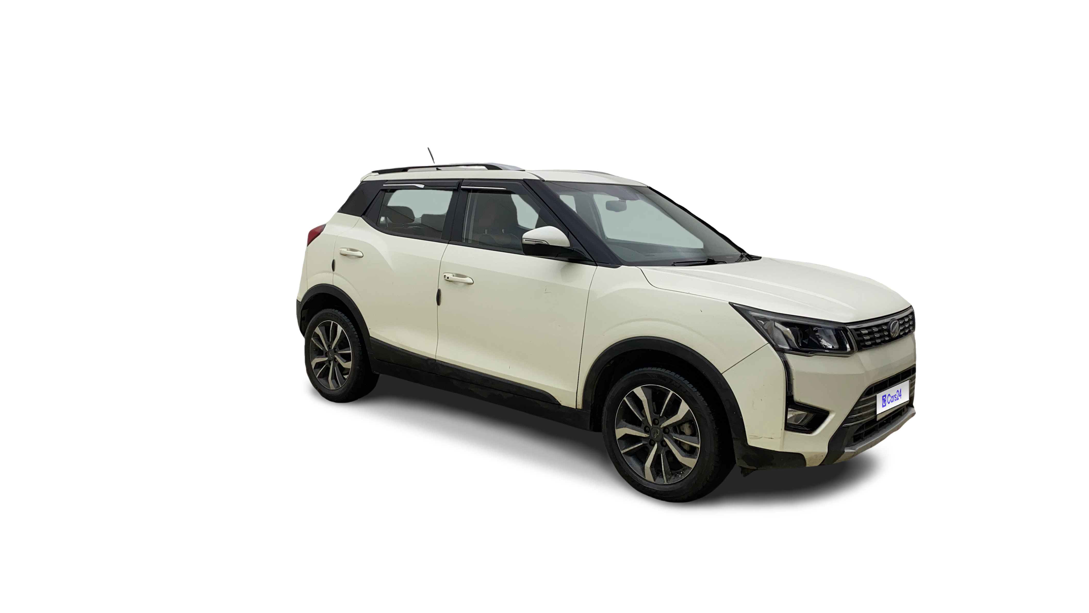 2020 Mahindra XUV300 - SUV - Petrol - Manual - ₹7.68 lakh