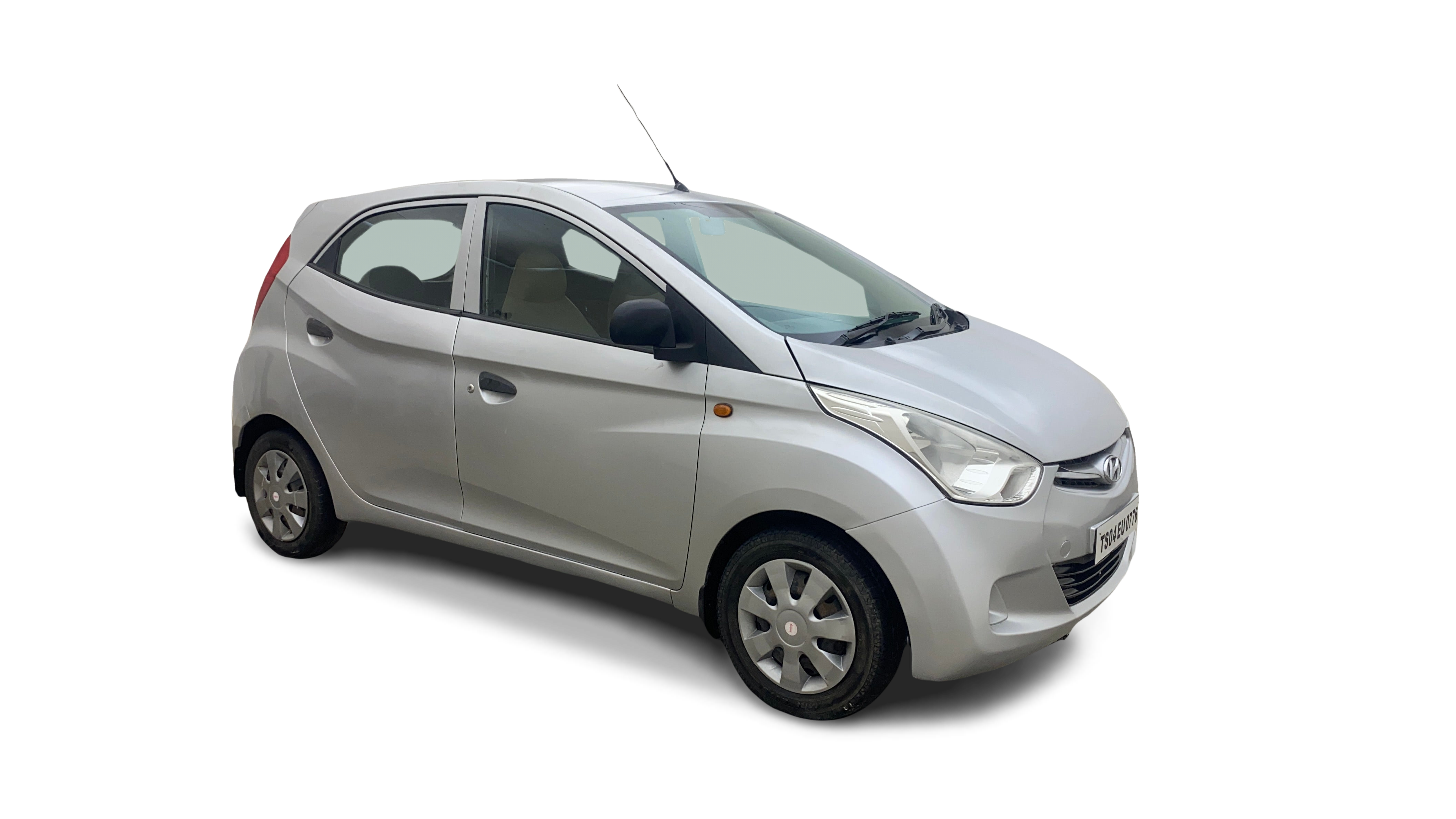 2018 Hyundai Eon - Hatchback - Petrol - Manual - ₹2.19 lakh