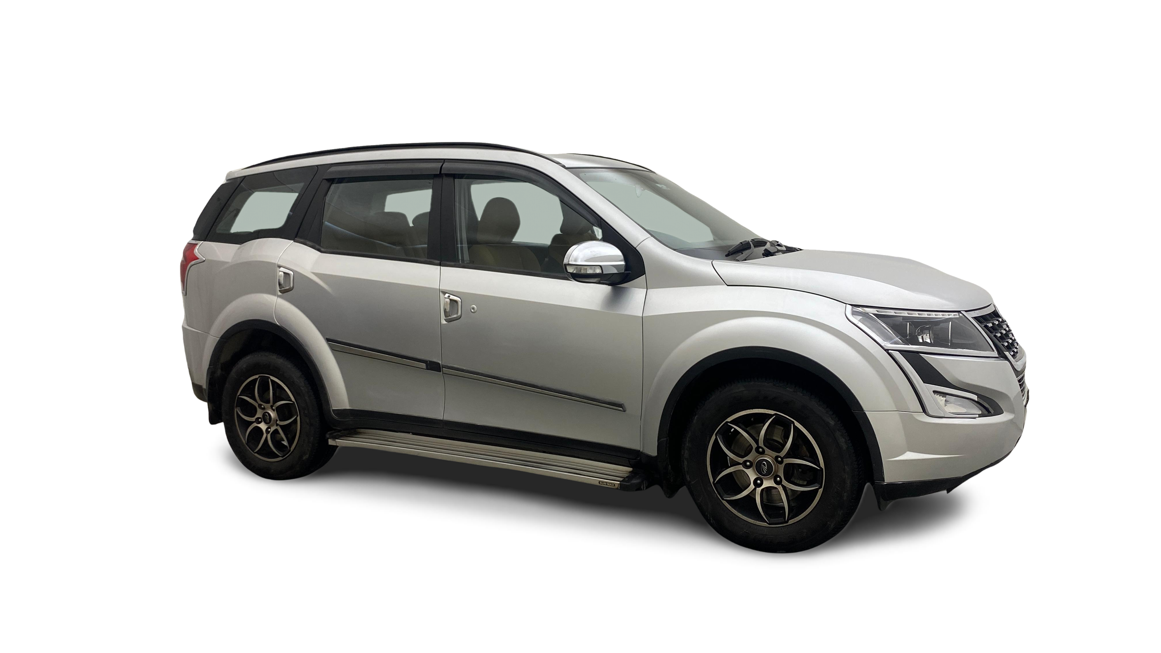 2020 Mahindra XUV500 - SUV - Diesel - Manual - ₹8.50 lakh