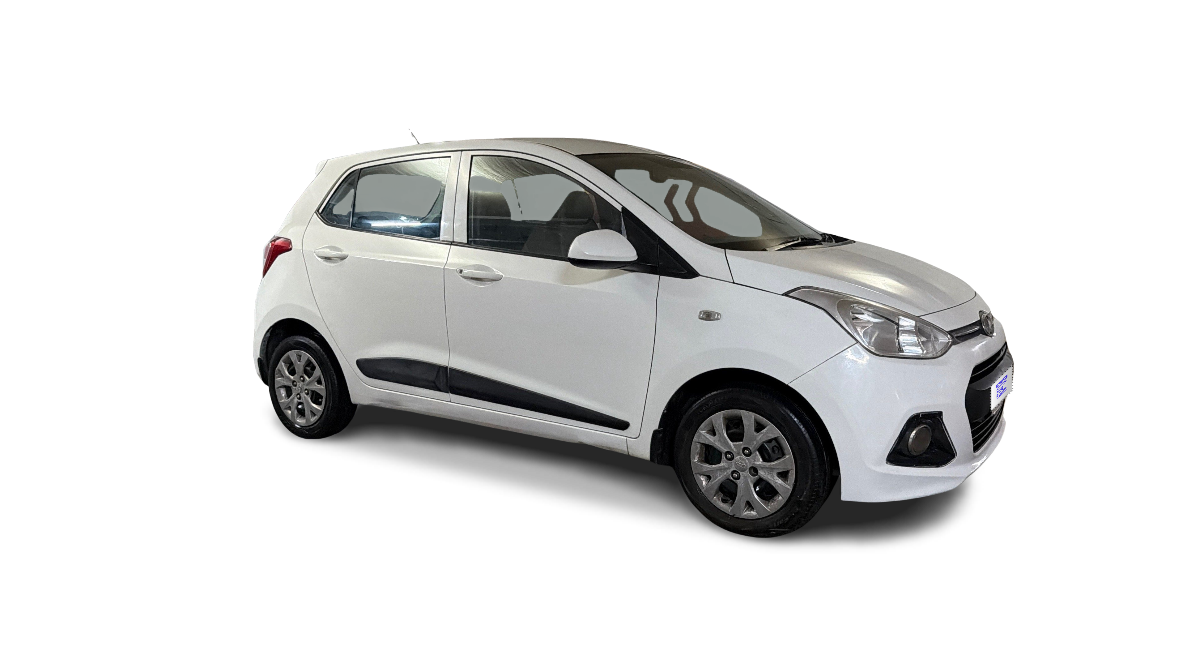 2015 Hyundai Grand i10 - Hatchback - Petrol - Manual - ₹2.39 lakh